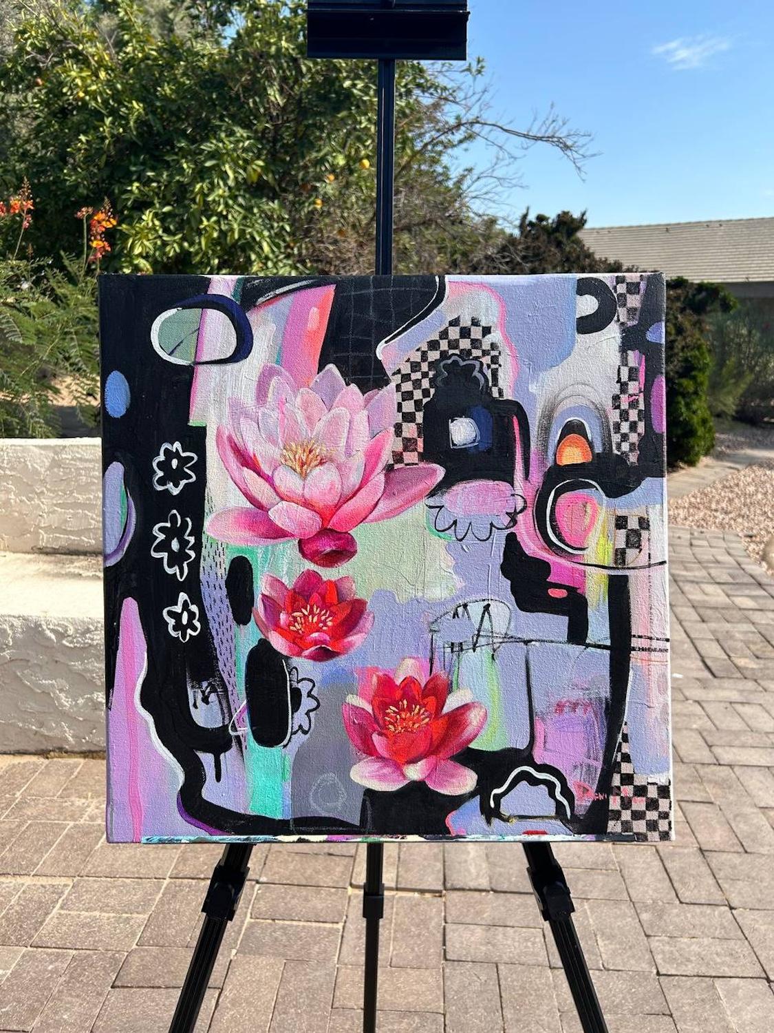 <p>Commenti dell'artista<br>I fiori di loto sbocciano in mezzo a forme astratte. I motivi a scacchiera e le linee fluide si intrecciano per creare una composizione vivace. Ispirato alla natura ciclica della vita, questo pezzo simboleggia il