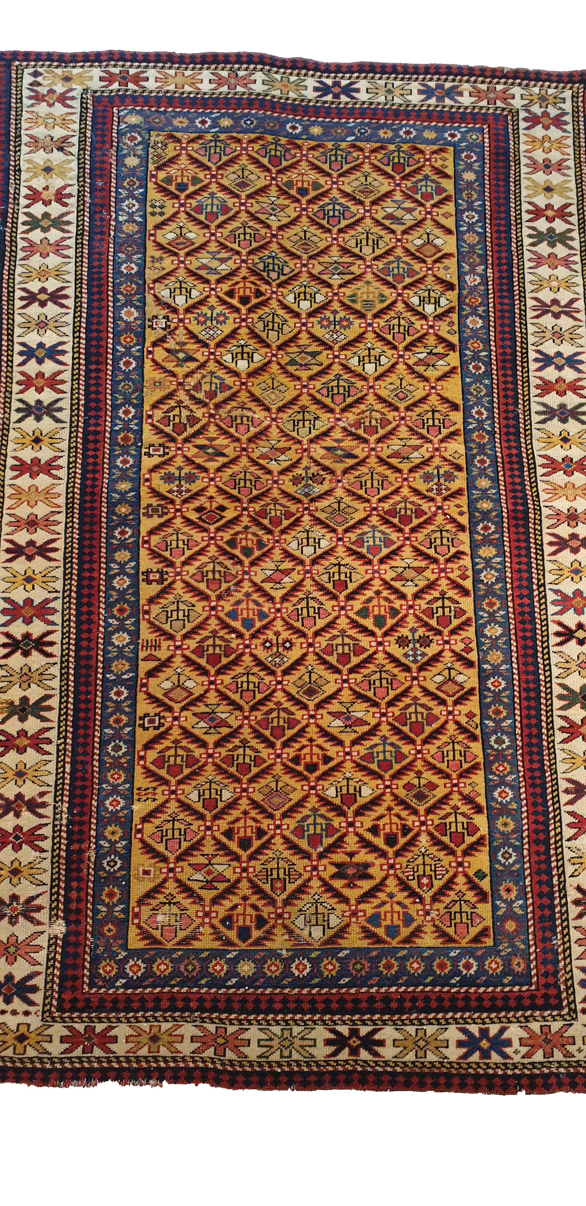 Hand-Knotted  Daghestan Rug Russian wool, 19th Century - N° 635 For Sale