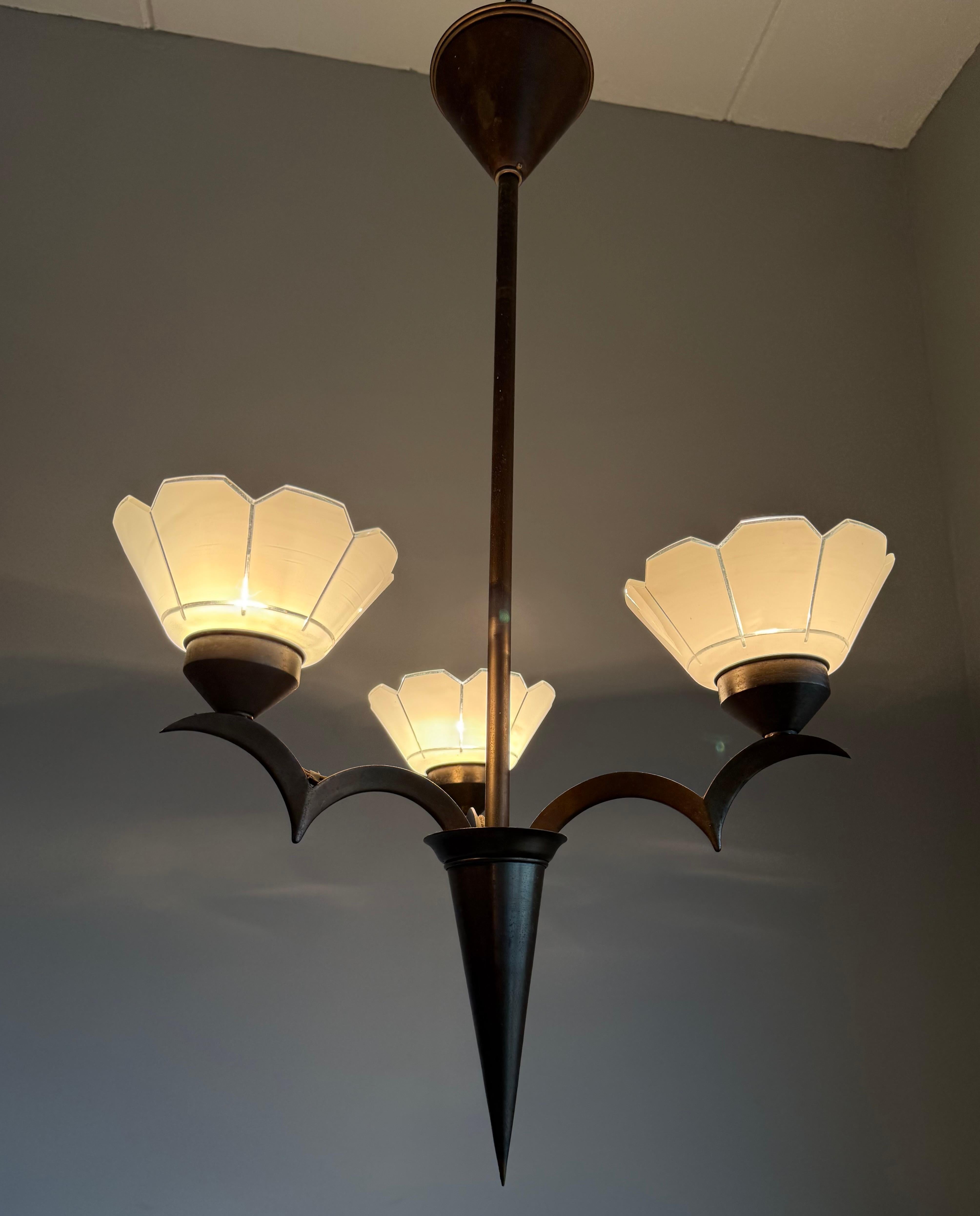 Top Art Deco Chandelier, Stunning Design, Flower Shape with Finest Glass Shades For Sale 4