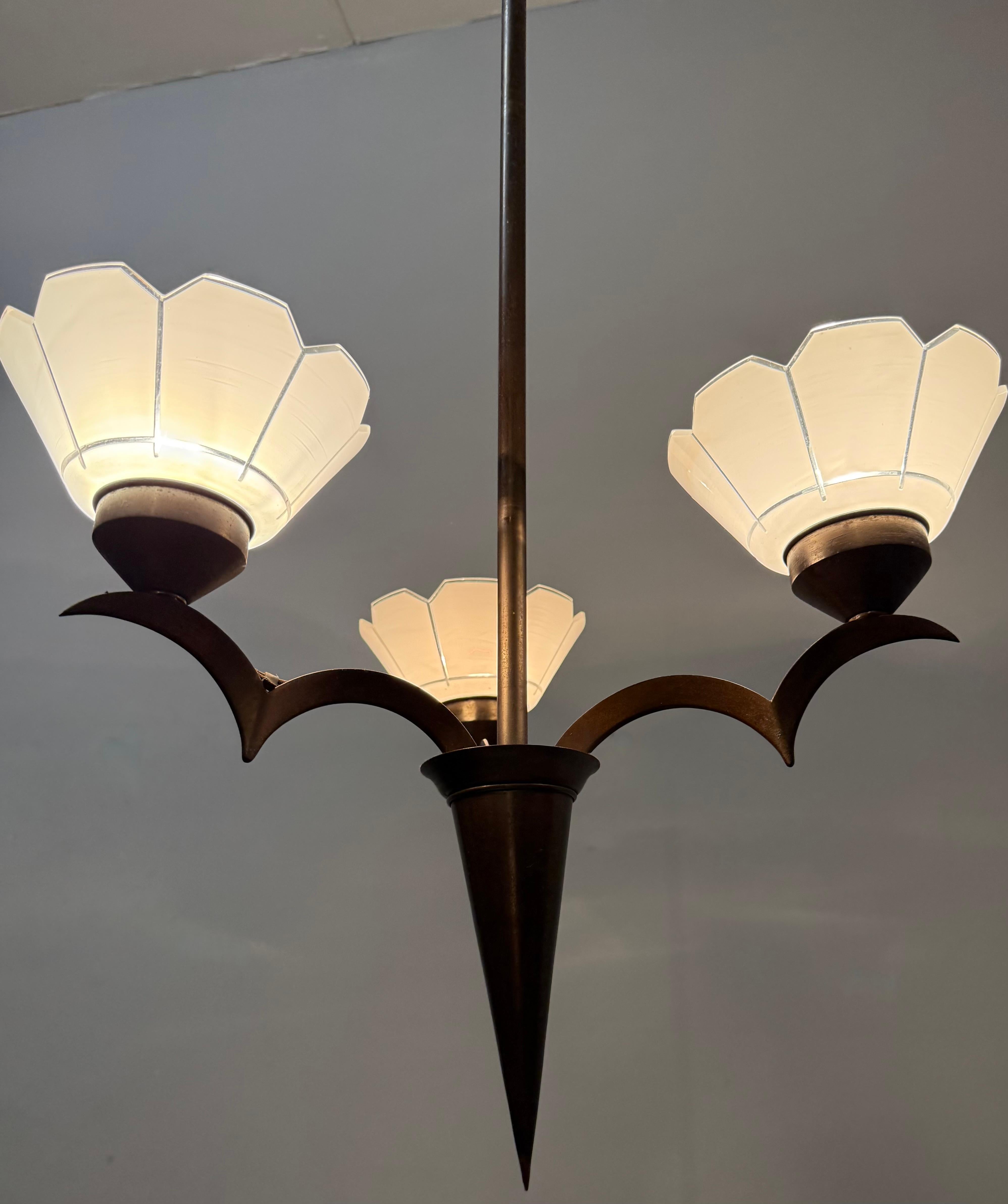 Top Art Deco Chandelier, Stunning Design, Flower Shape with Finest Glass Shades For Sale 7
