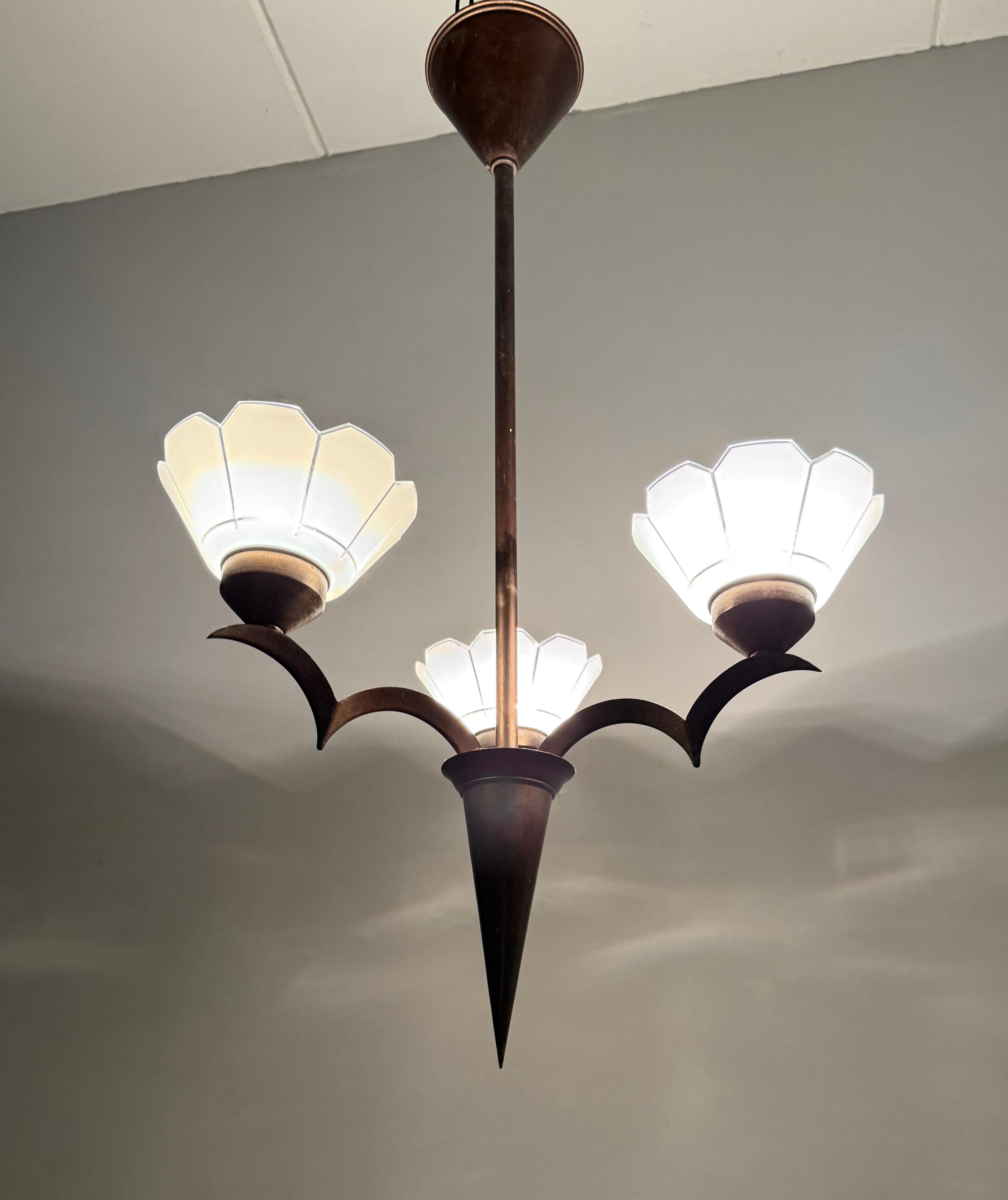 Top Art Deco Chandelier, Stunning Design, Flower Shape with Finest Glass Shades For Sale 11