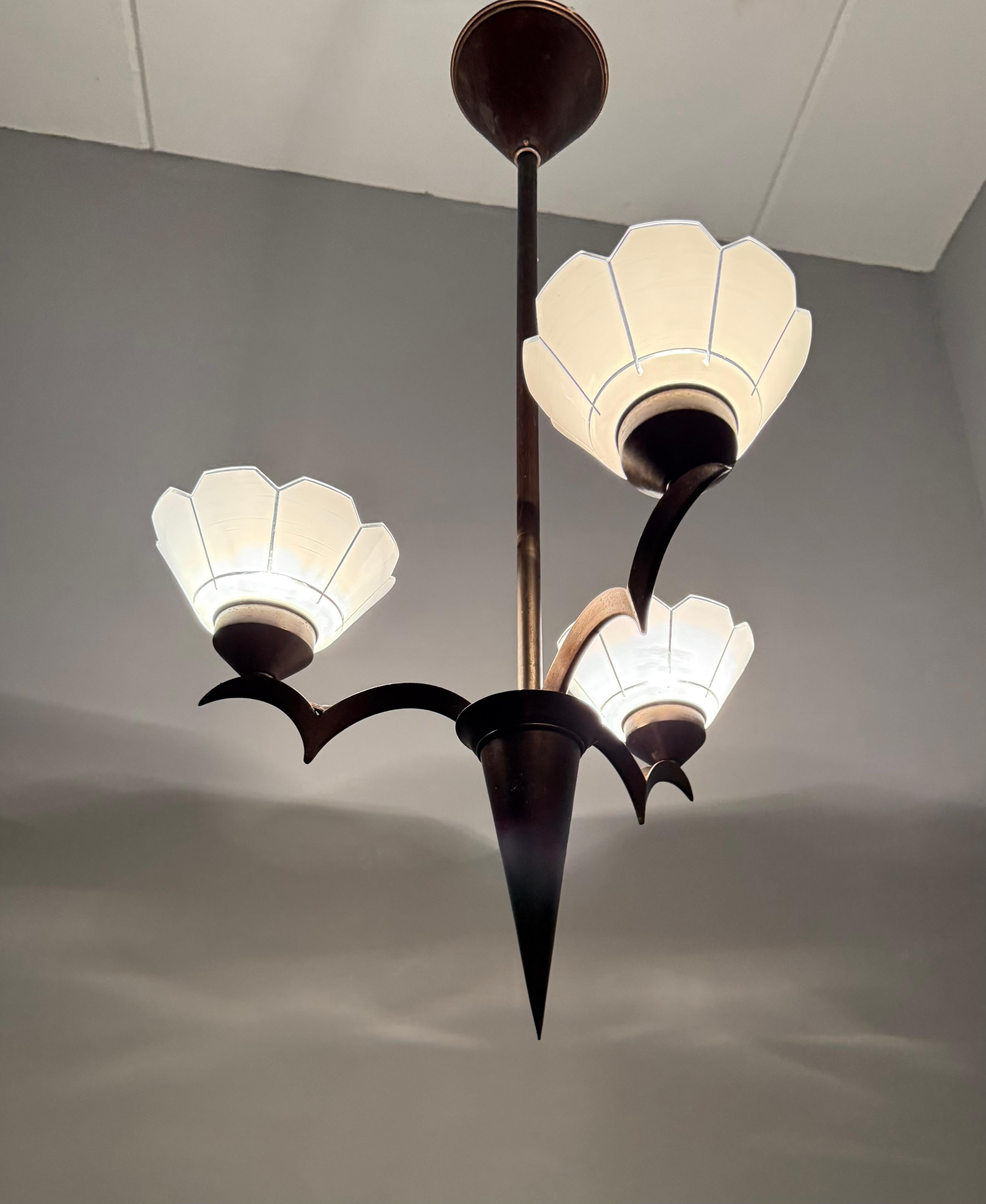 Top Art Deco Chandelier, Stunning Design, Flower Shape with Finest Glass Shades For Sale 13