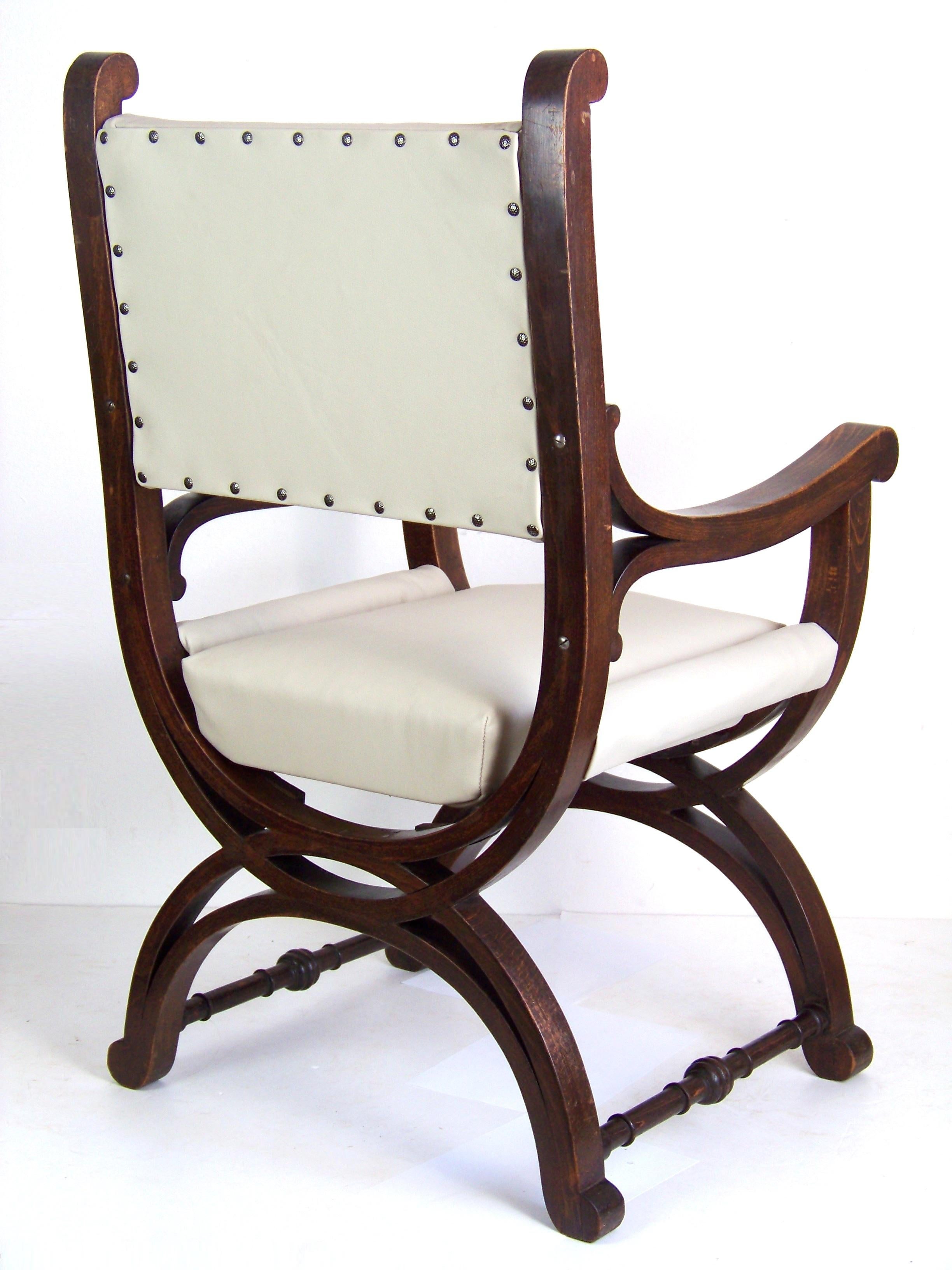 Dagoberts-Sessel von Thonet, seit 1888 (Österreichisch) im Angebot
