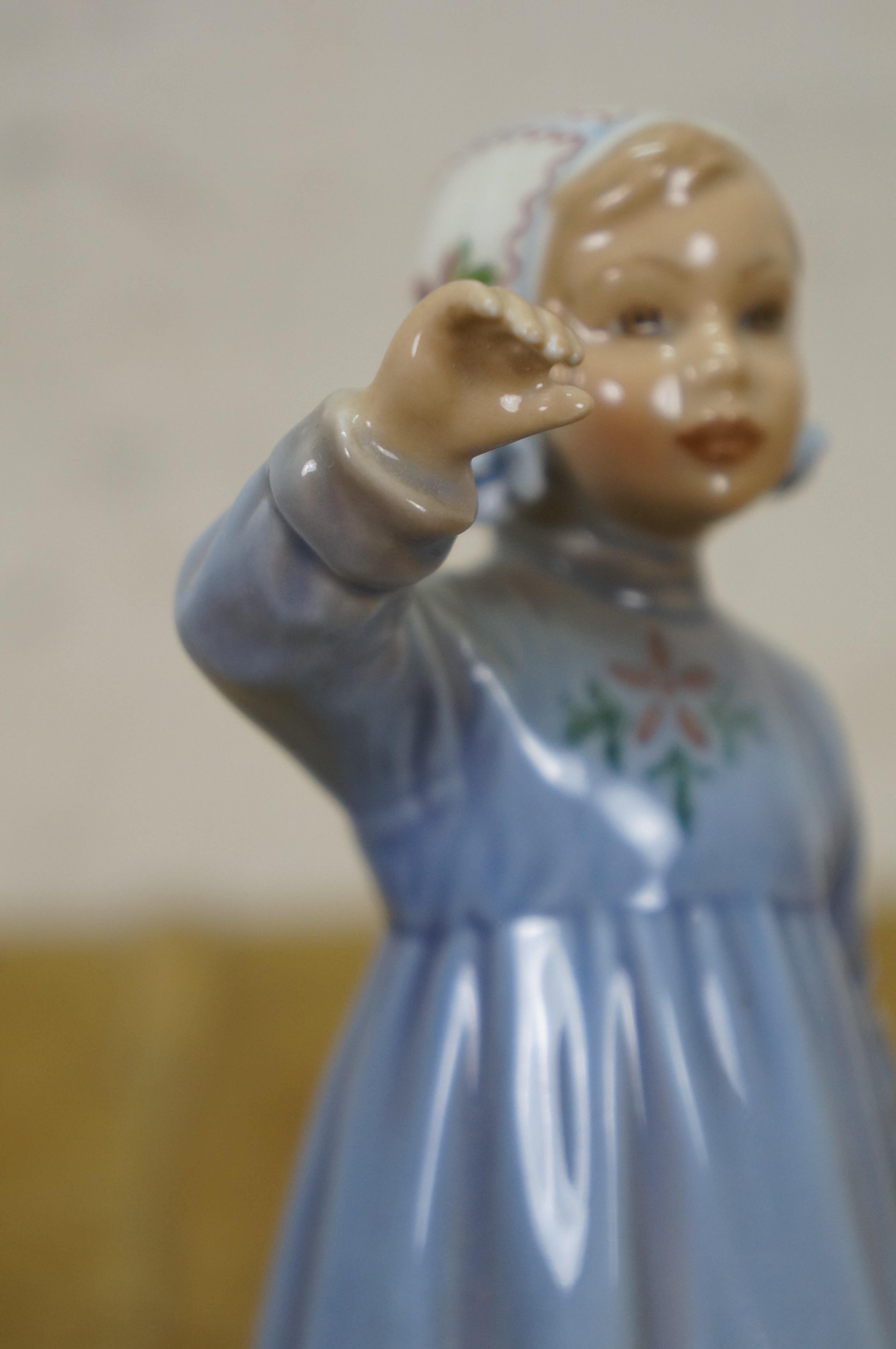 Dahl Jensen Denmark #1152 Porcelain Girl with Teddy Bear Figurine 6