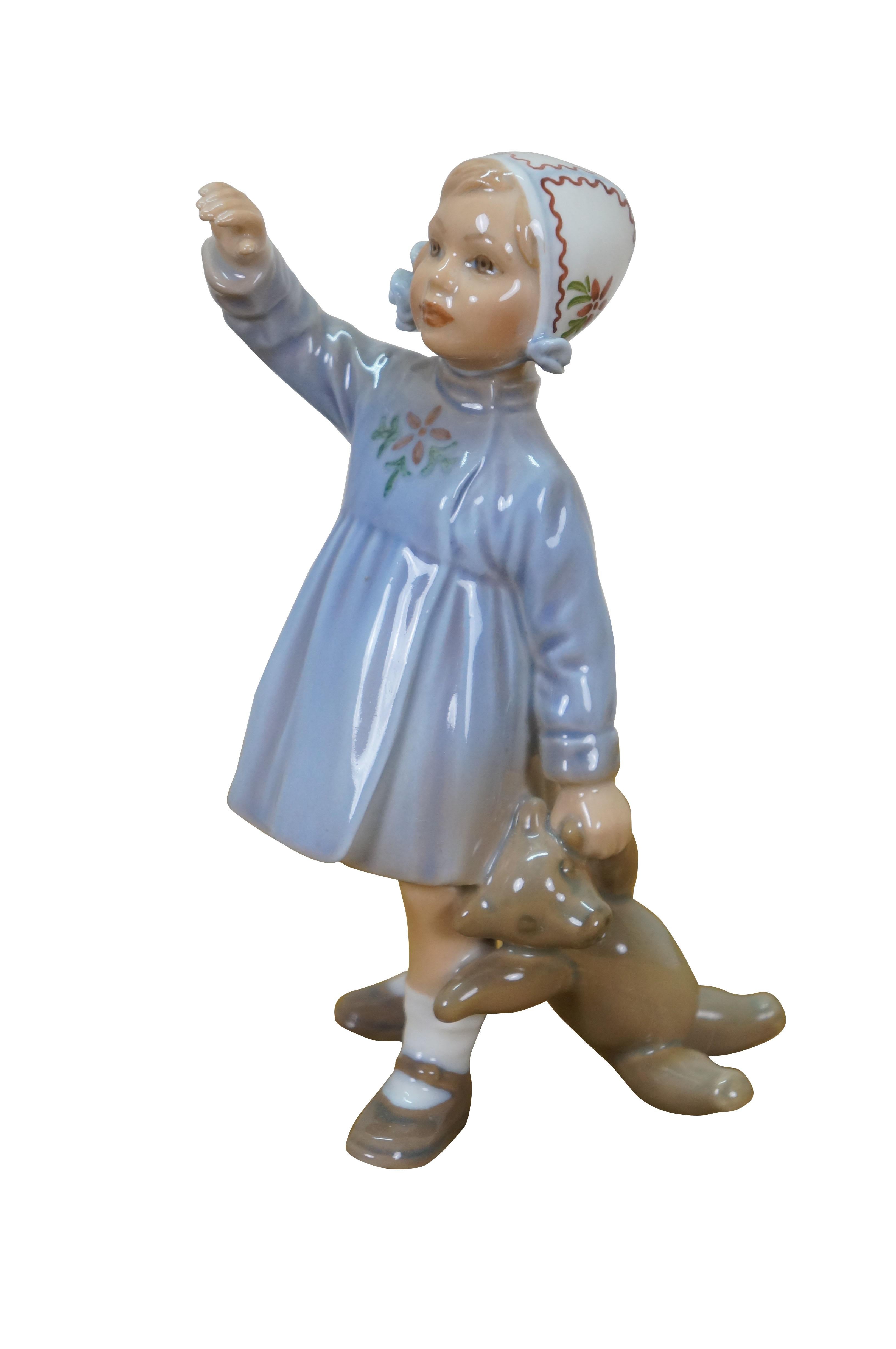 Danish Dahl Jensen Denmark #1152 Porcelain Girl with Teddy Bear Figurine 6