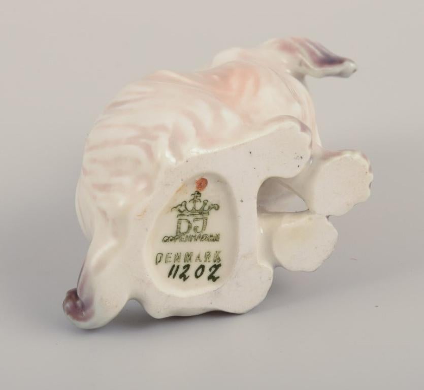 Dahl Jensen. Porcelain figurine. Dog, Maltese. Approx. 1930 1