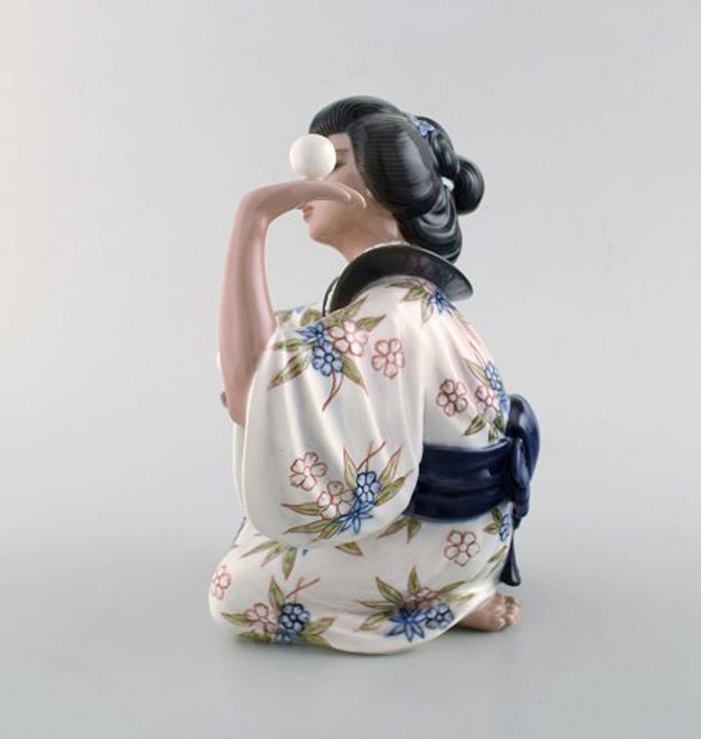 Danish Dahl Jensen Porcelain Figurine, Japanese Juggler, Model Number 1326