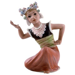 Figurine en porcelaine de Dahl Jensen:: danseuse orientale:: numéro de modèle 1323