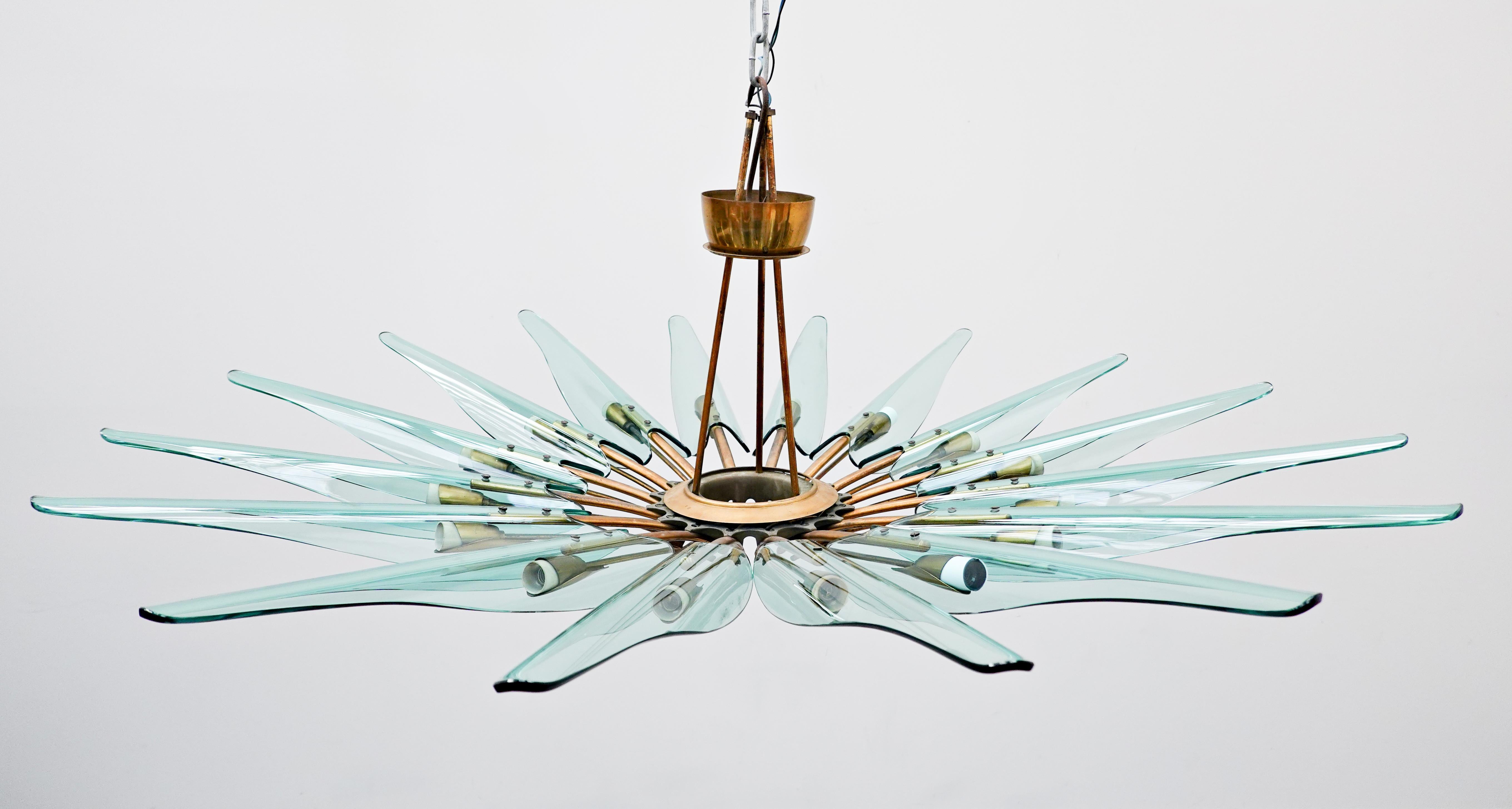 Dahlia Chandelier Mod. 1563A by Max Ingrand for Fontana Arte, Italy, 1950 For Sale 1