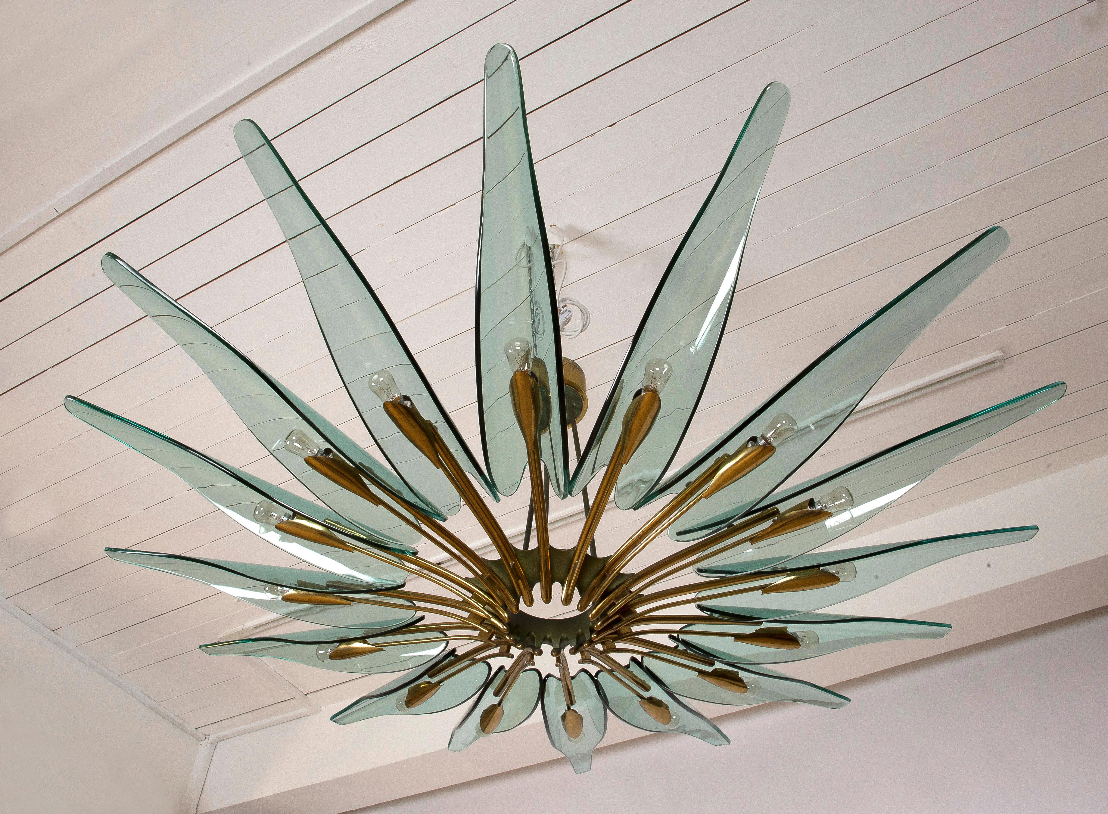 Dahlia Chandelier Model '1563' by Max Ingrand for Fontana Arte, Italy, c.1954 For Sale 1