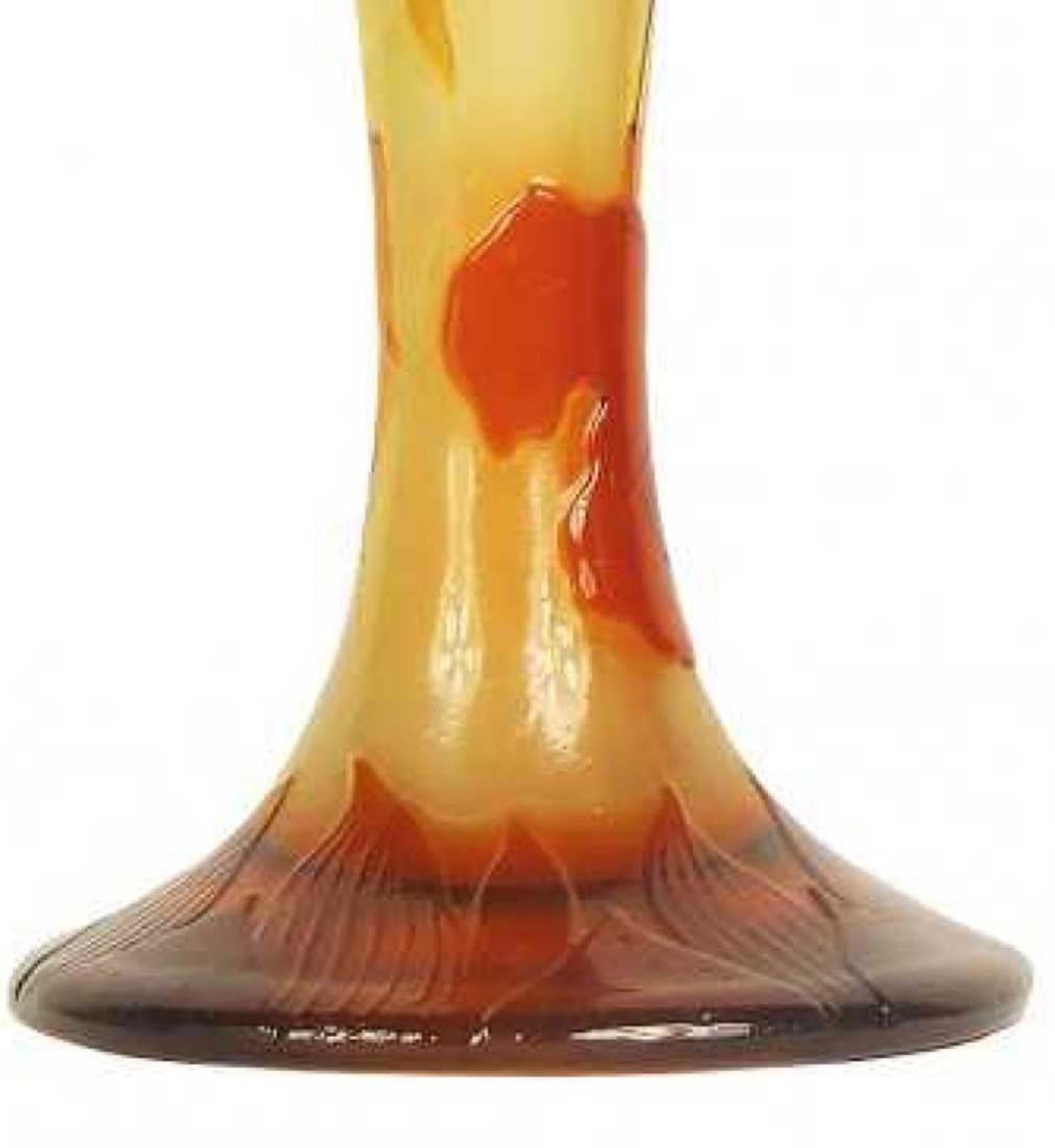 'Dahlia' Fire-Polished Cameo Glass Vase, Signed by Emile Gallé, circa 1900 For Sale 1