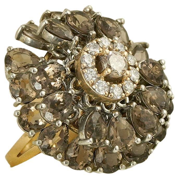 Moi Dahlia Ring aus Gold mit Diamanten und Quarz