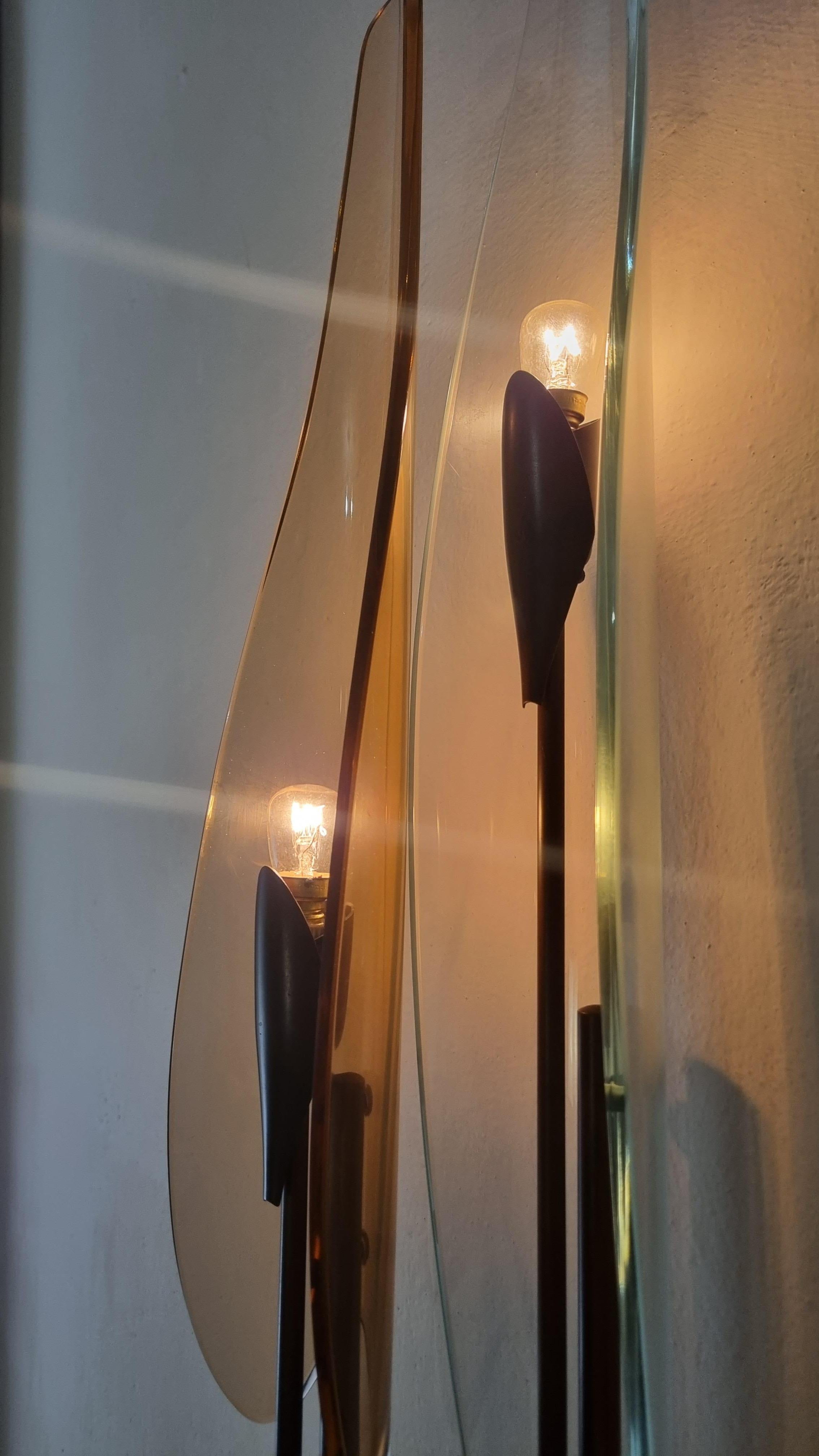 Ottone Dahlia mod 1461 wall sconce designed by Max Ingrand for Fontana Arte 1955 in vendita