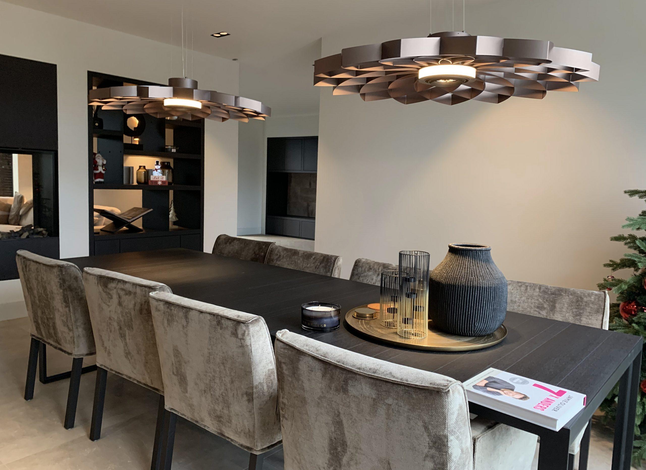 Lampada a sospensione Dahlia Small in alluminio anodizzato nero di JSPR In condizioni Nuovo in vendita a Geneve, CH