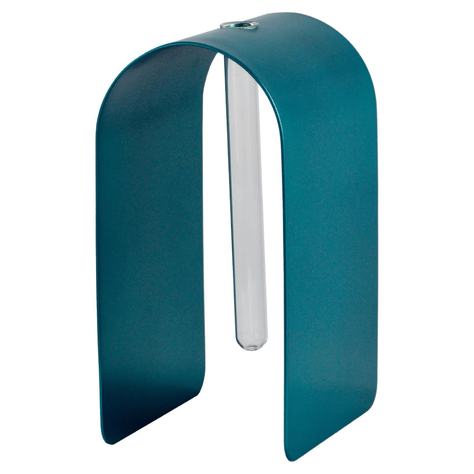 "Dahlia" vaso in metallo Blue di William Mulas