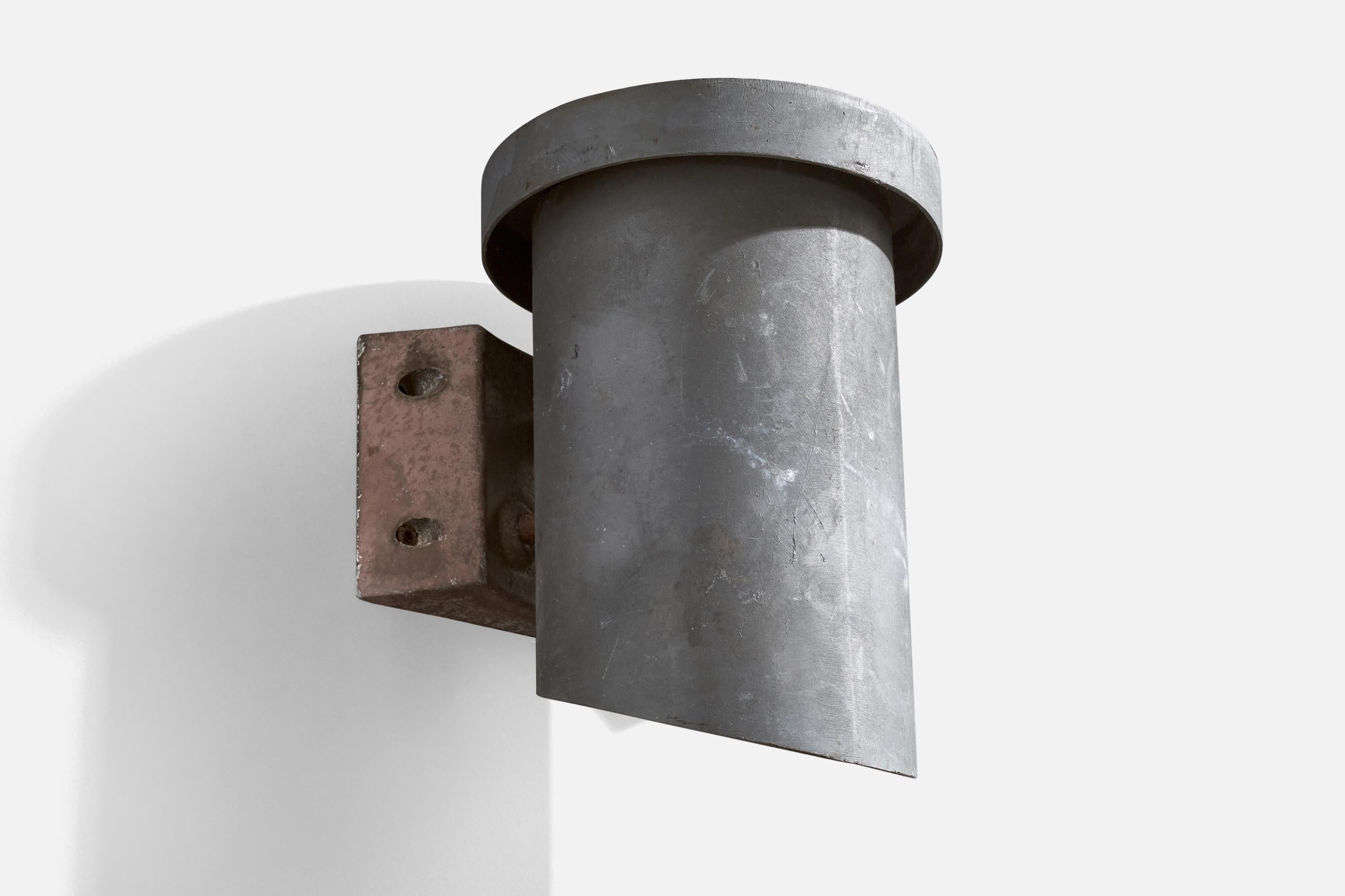 Dahls Maskinfabrik, Apliques de pared, Acero, Metal, Dinamarca, c. 1980s en Bastante bueno estado para la venta en High Point, NC