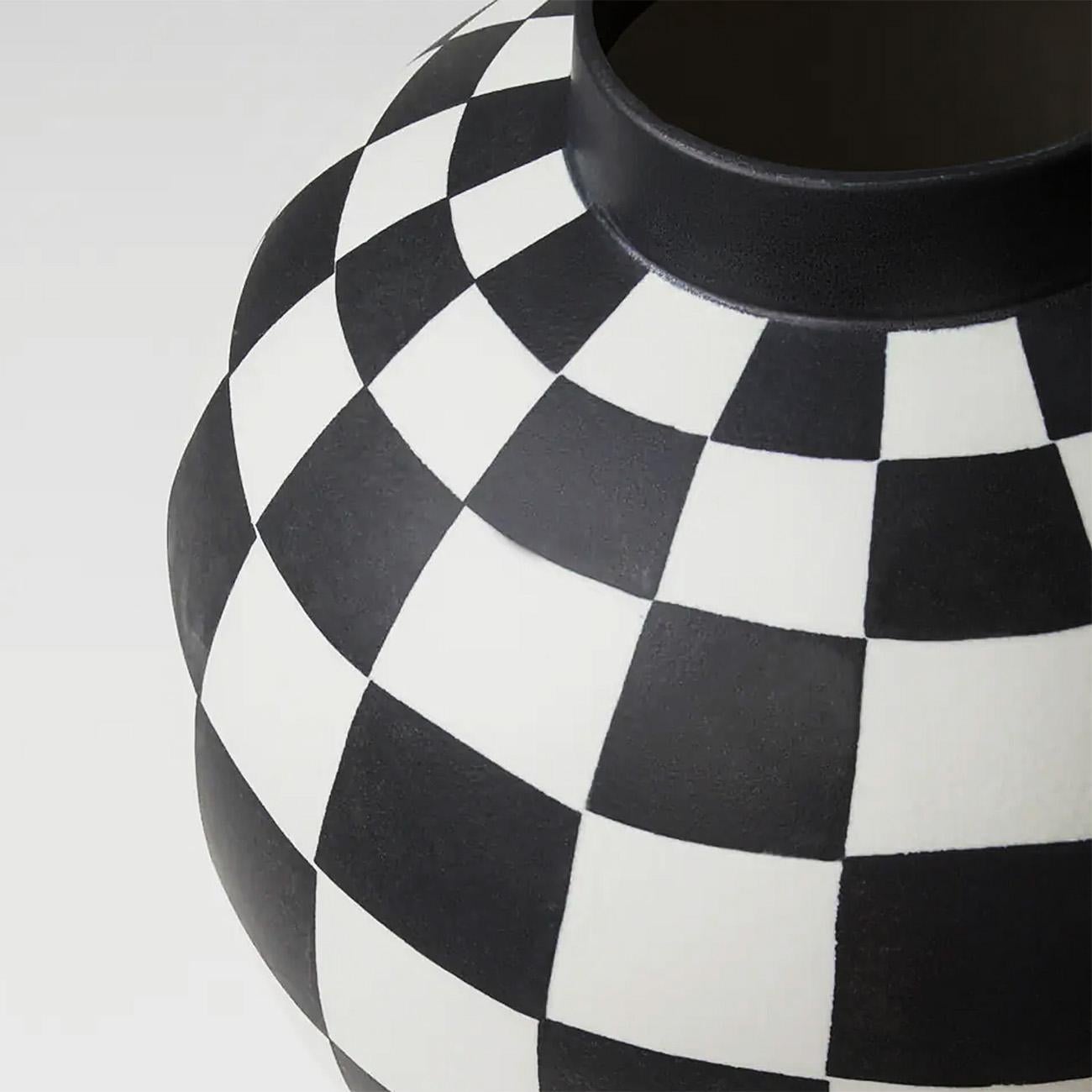 Porcelain Daho XL Vase For Sale