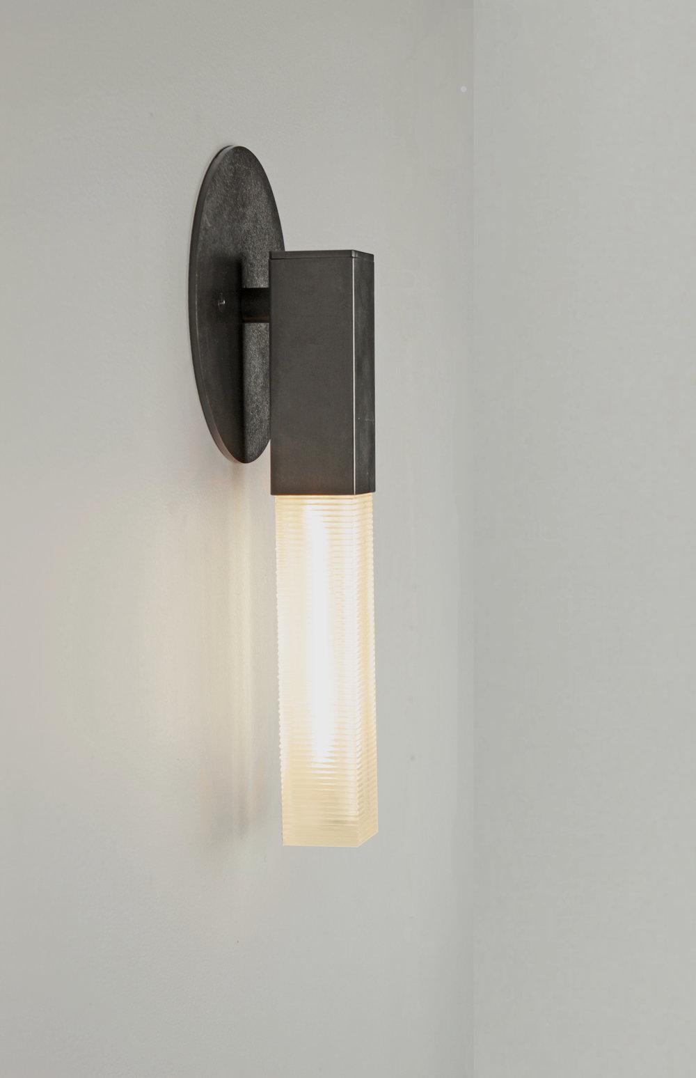 Daikon Studio  POST  Mini Sconce 

The Mini Sconce celebrates the poetic dialogue between light and form to create a fixture that leans into the timeless and iconic. Meticulously crafted by hand in our studios. Horizontal or vertical