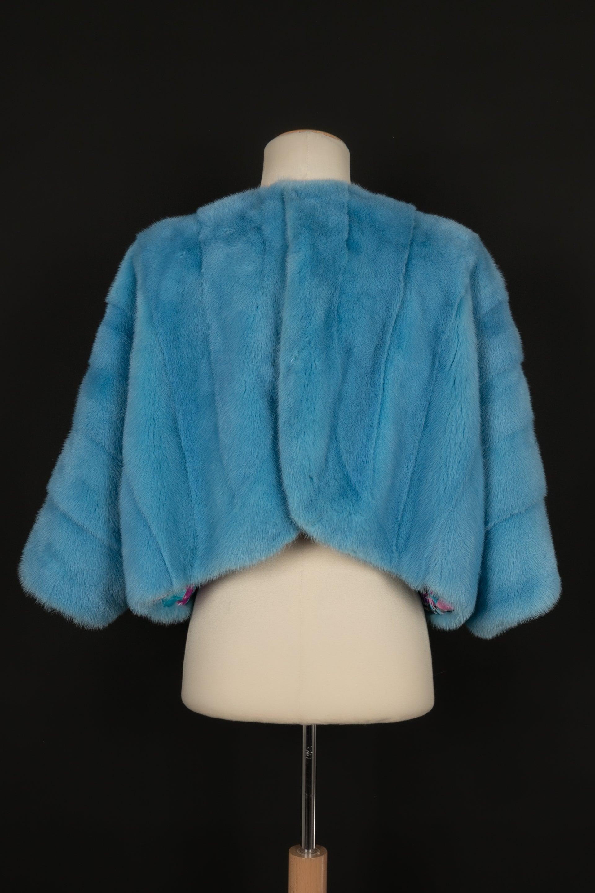 Dainese Sky-Blue Lustered Mink Bolero / Jacket In Excellent Condition For Sale In SAINT-OUEN-SUR-SEINE, FR
