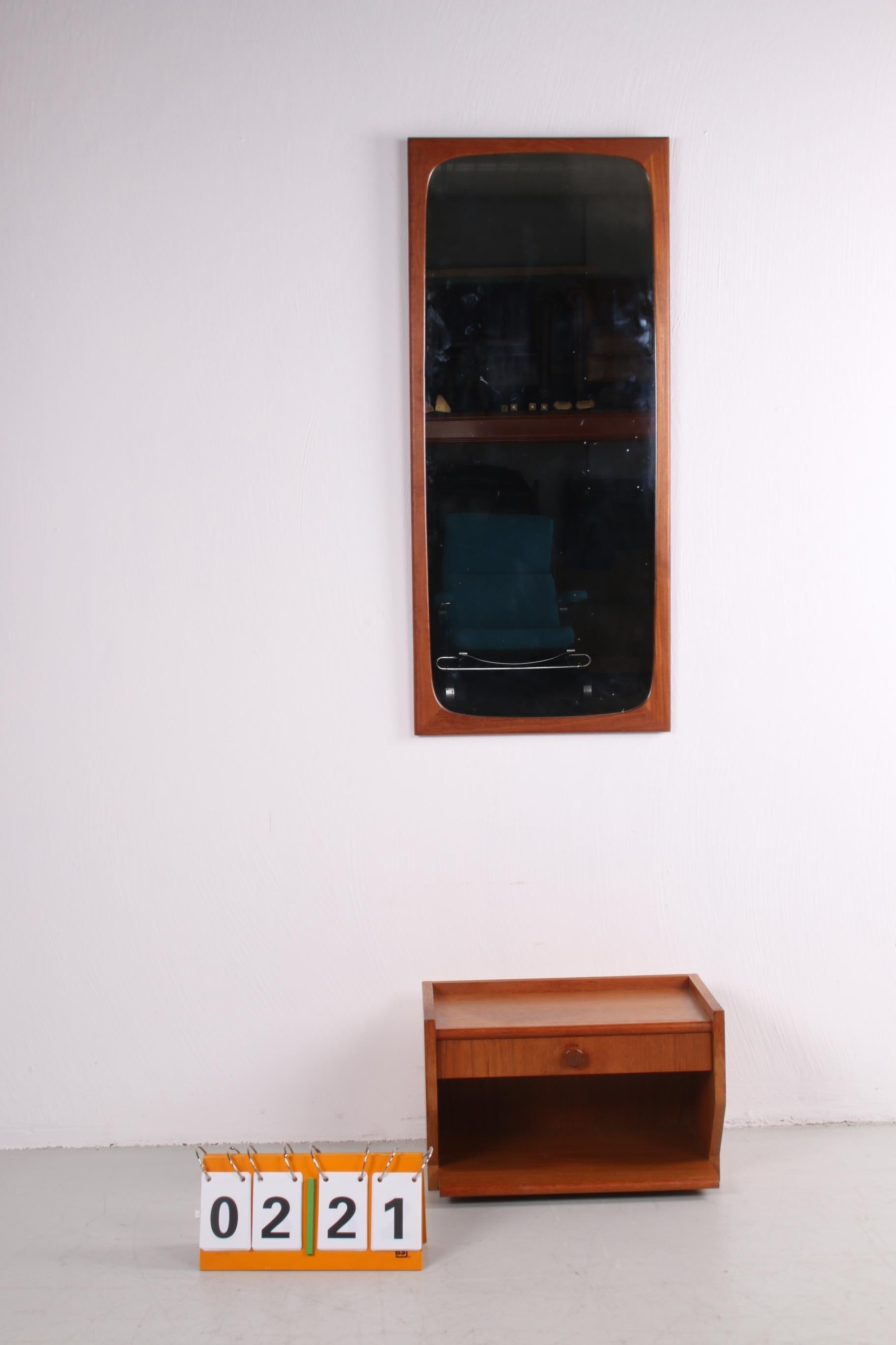 Mid-Century Modern Dains Teak Wooden Hallway Set Mirror with Floating Dresser, 1960 For Sale