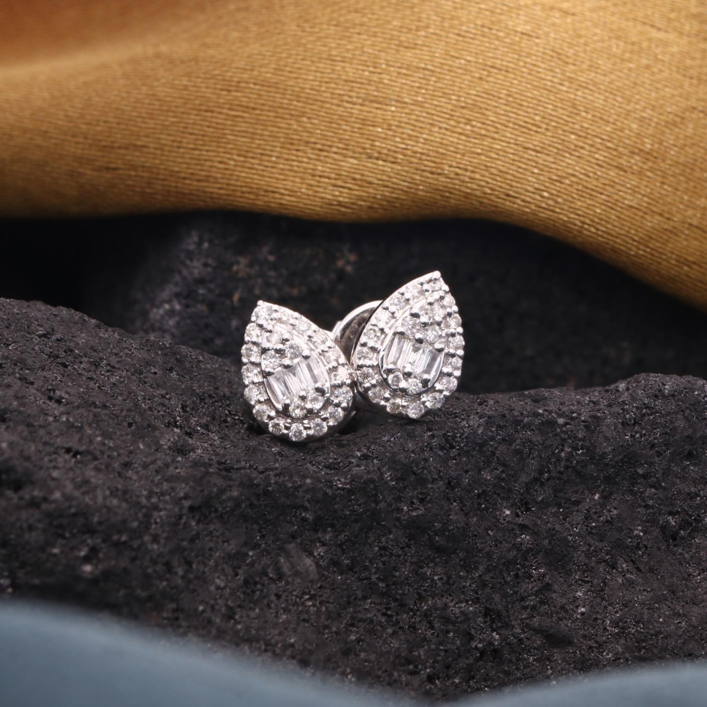 Modern Dainty 0.16 Carat SI/HI Diamond Pear Shape Stud Earrings 10k White Gold For Sale