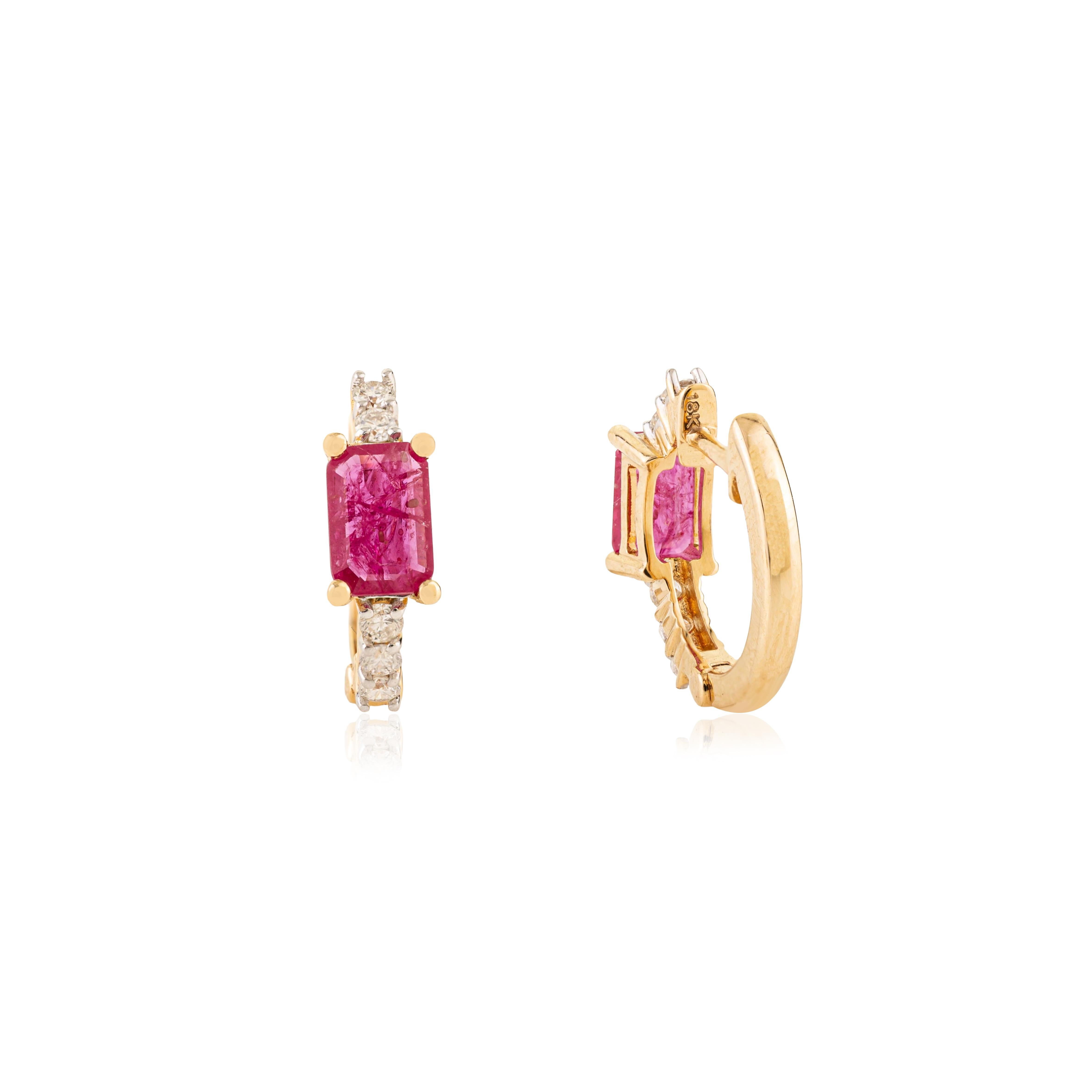 Dainty 1.05 Ct Ruby 
Diamond Huggie Hoop Earrings in 14k Yellow Gold for Women For Sale