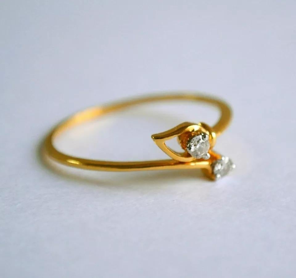 Round Cut Dainty 14k Solid Yellow Gold Diamond Cross Over Leaf Ring For Sale