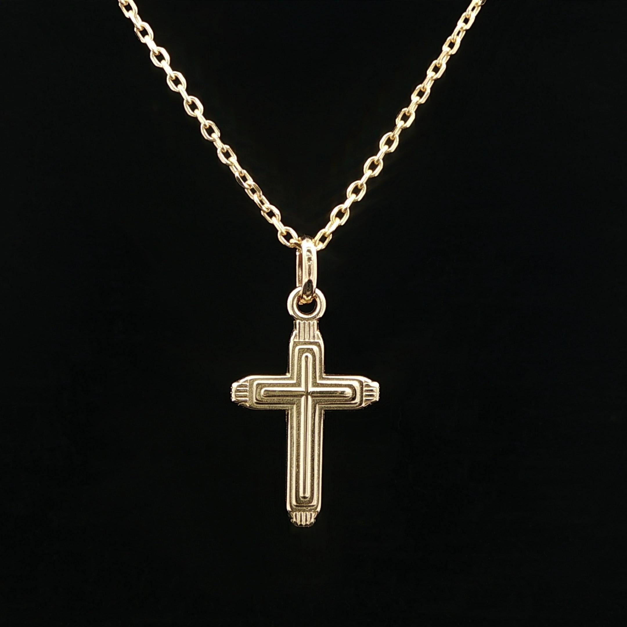 MATERIAL : Or jaune 14k massif 
Poids : 3.7 grammes
Type de chaîne : 1.45mm Maillon de câble
Longueur de la chaîne : 16