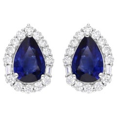 Dainty 1.75ct Pear Cut Blue Sapphire Diamond Halo Stud Ears Or blanc 18k