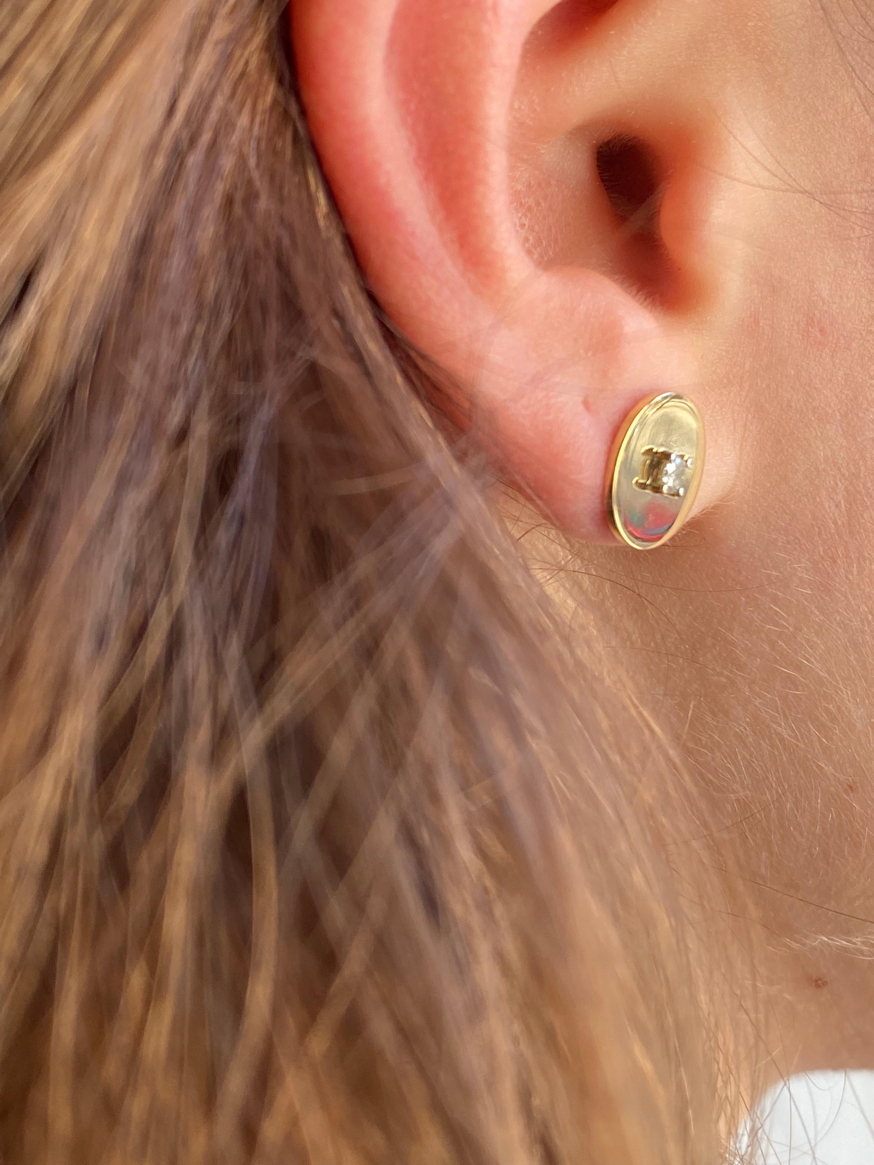 Pendientes de oro amarillo de 18 quilates con diamantes blancos talla brillante Corte brillante en venta