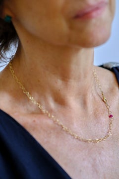 Dainty 18 Karat Yellow Gold Red Ruby Slightly Hammered Little Hearts Necklace