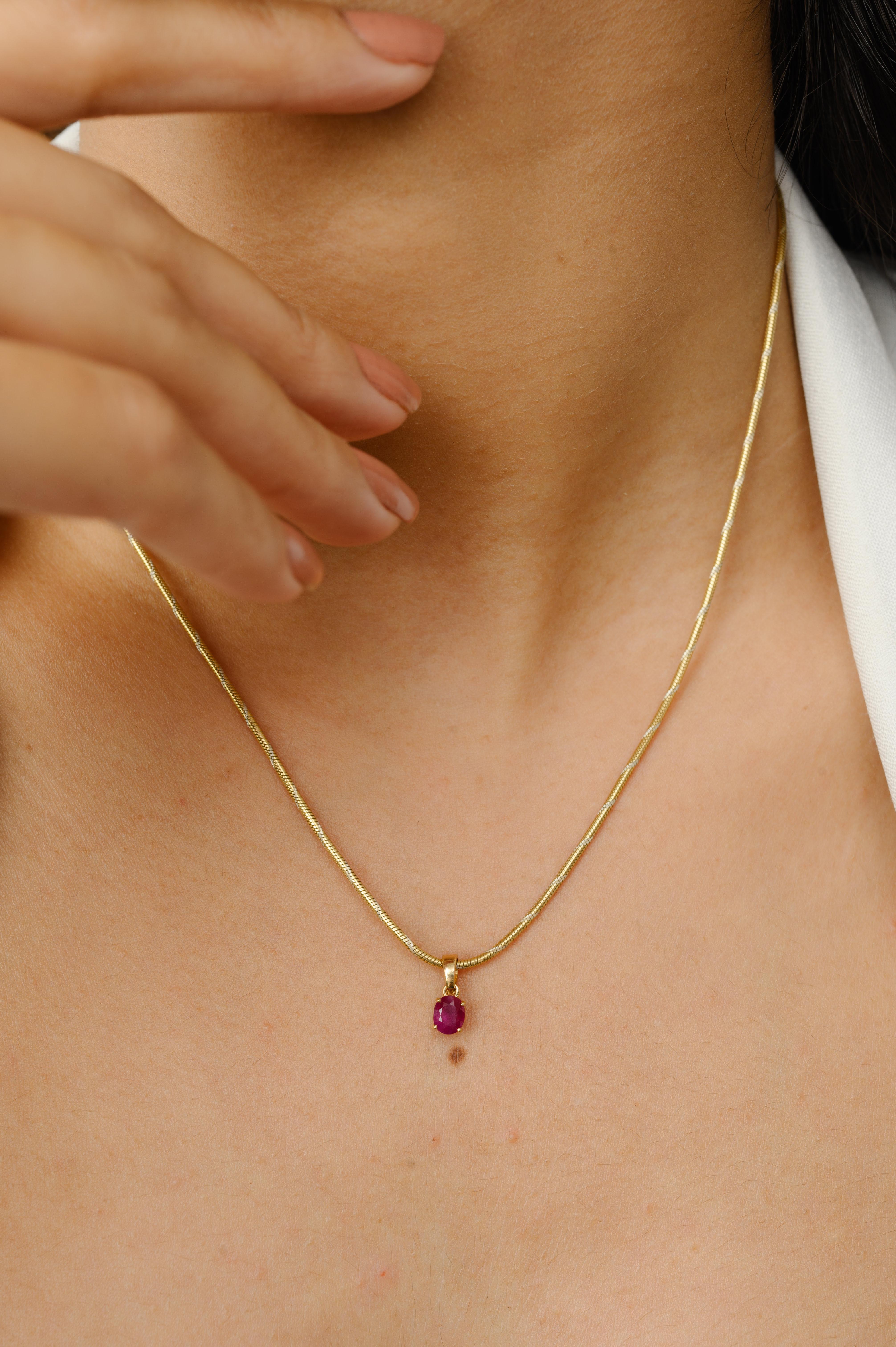 Dainty 18k Solid Yellow Gold Genuine Ruby Pendant and Earrings Jewelry Set For Sale 2