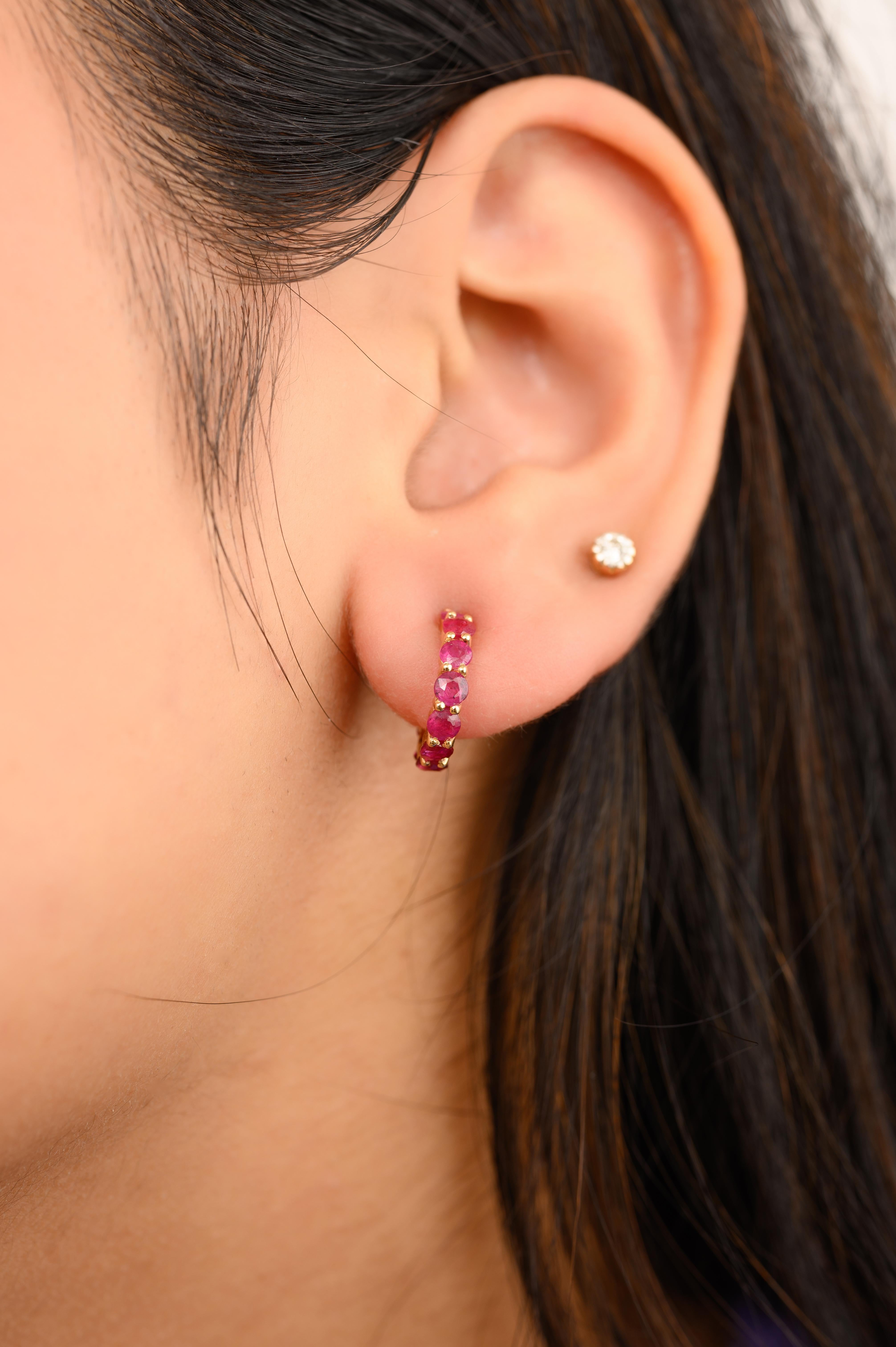 Women's Dainty 18k Yellow Gold 1.95 Carats Ruby Huggie Hoop Earrings for Her For Sale