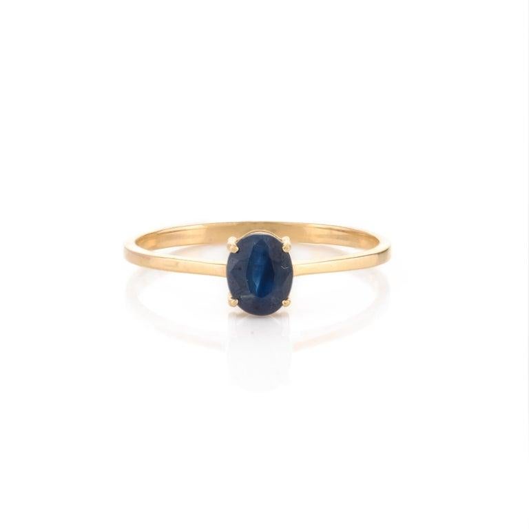 Bague et boucles d'oreilles en or jaune 18 carats avec pendentif en saphir bleu véritable en vente 4