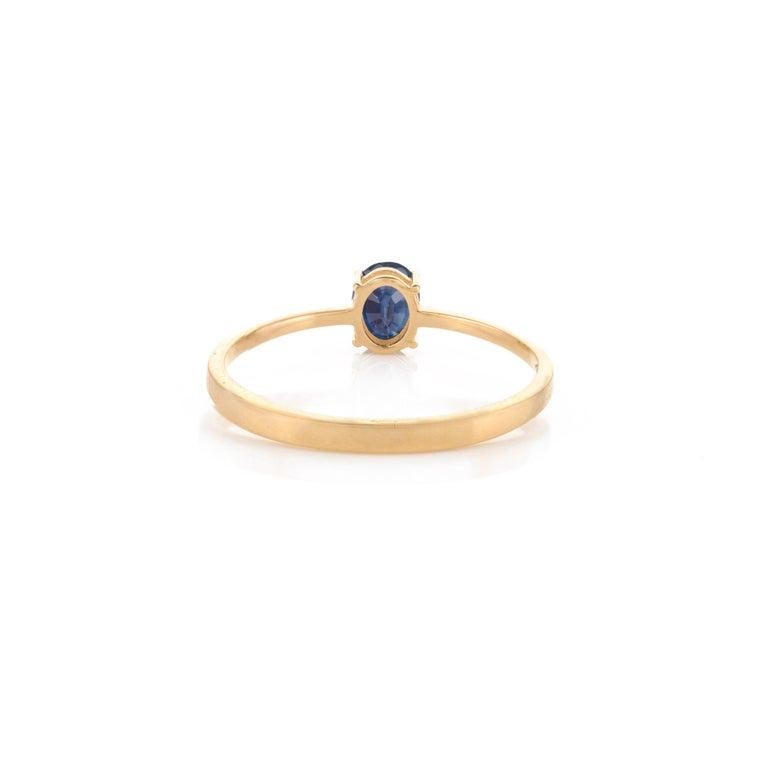 Bague et boucles d'oreilles en or jaune 18 carats avec pendentif en saphir bleu véritable en vente 1