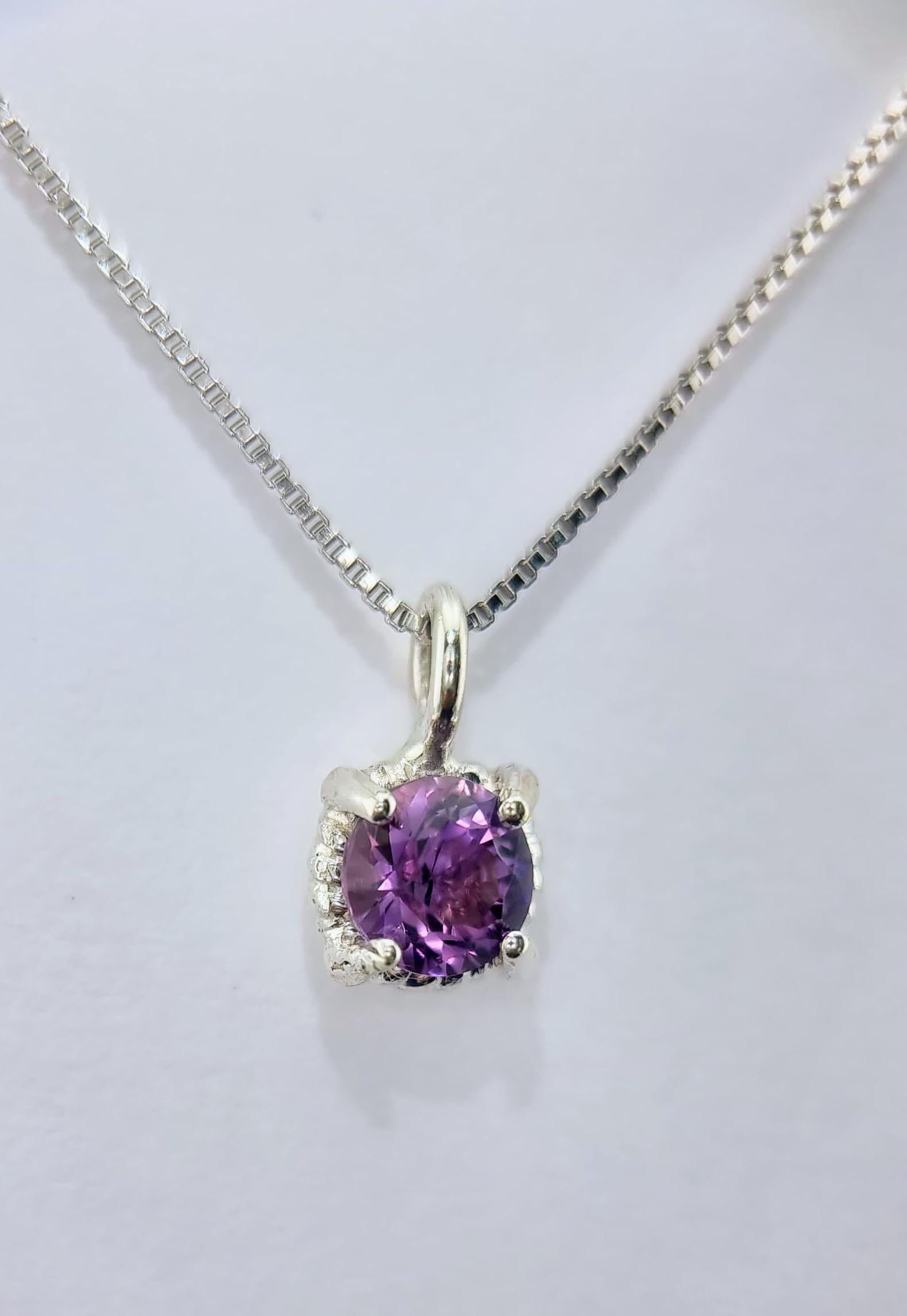 Magnifique pendentif améthyste ronde torsadée de 6 mm en argent sterling avec chaîne italienne en vente 4