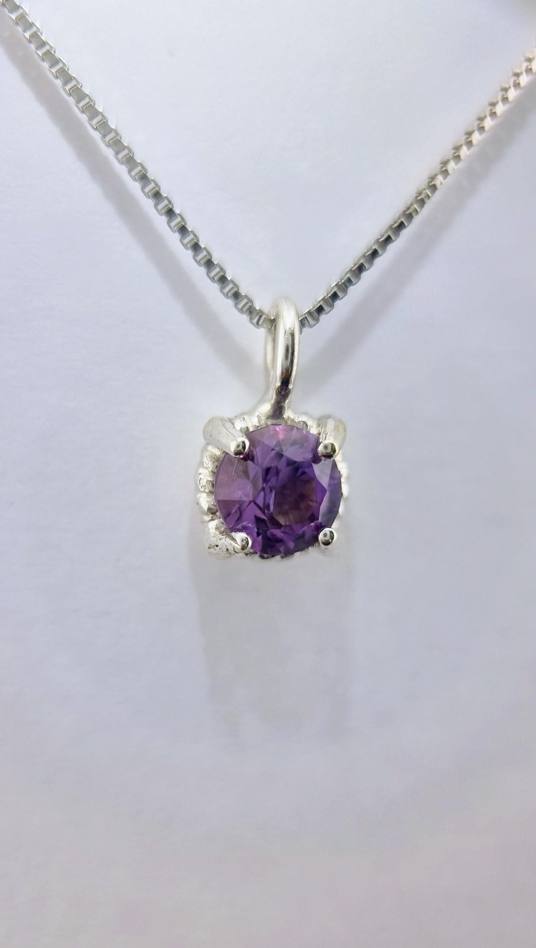 Magnifique pendentif améthyste ronde torsadée de 6 mm en argent sterling avec chaîne italienne en vente 6