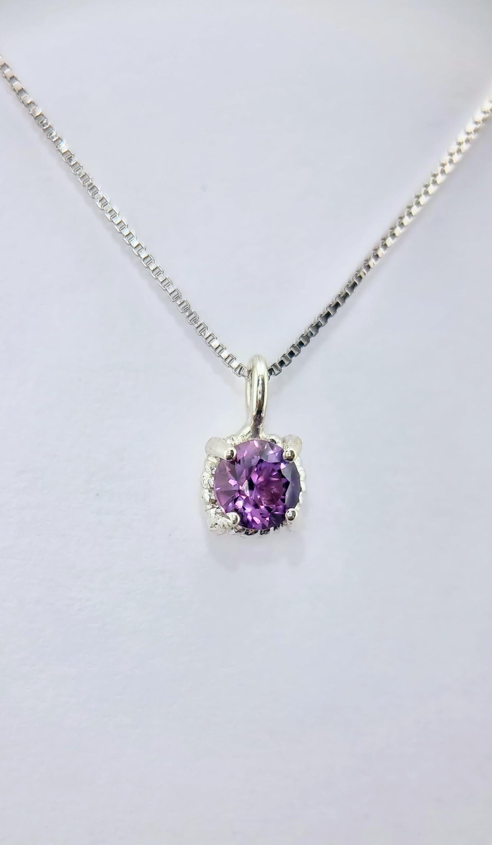 Magnifique pendentif améthyste ronde torsadée de 6 mm en argent sterling avec chaîne italienne en vente 7