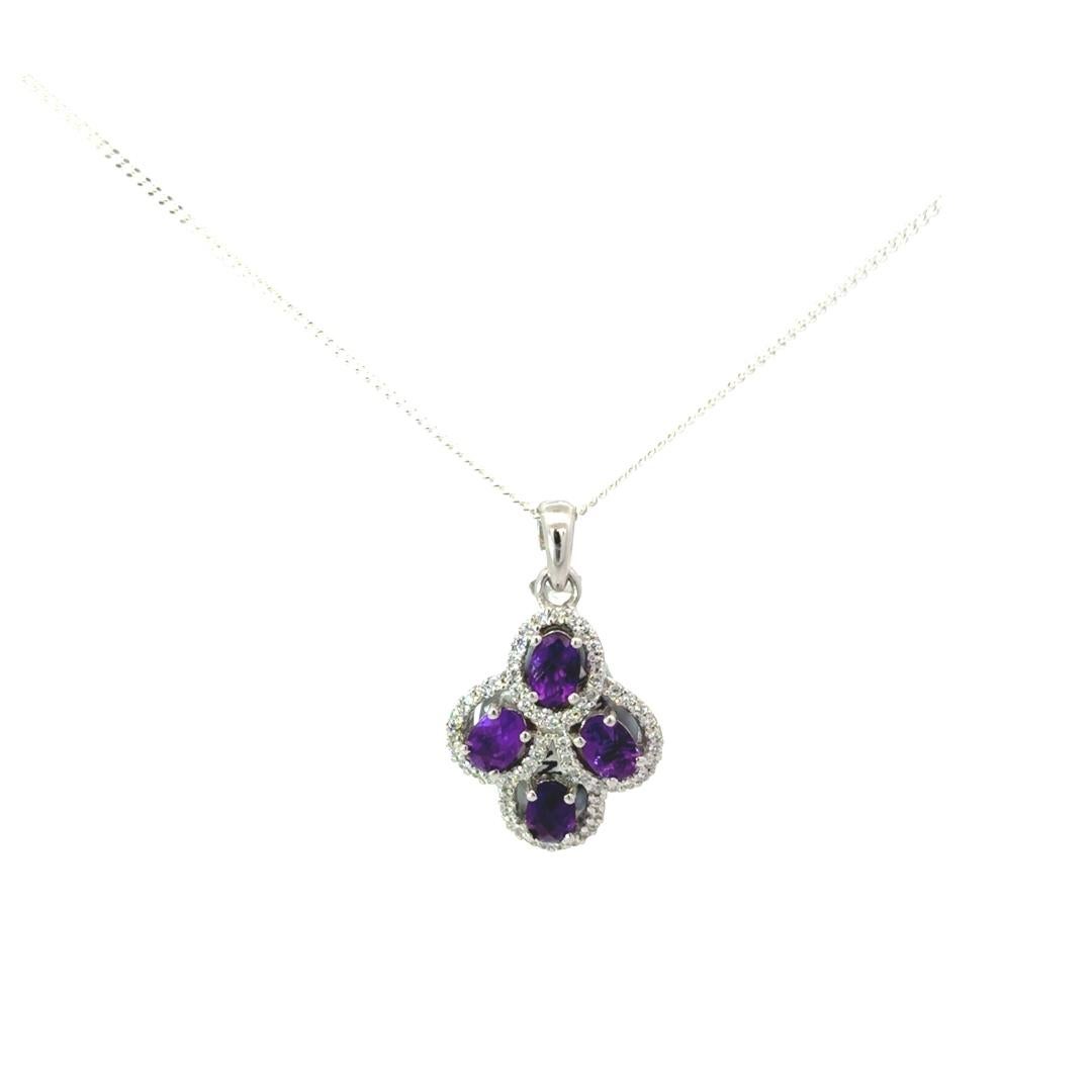 Women's Dainty Amethyst Oval Shape Cluster Pendant Made 925 Sterling Silver Gift for Mom For Sale