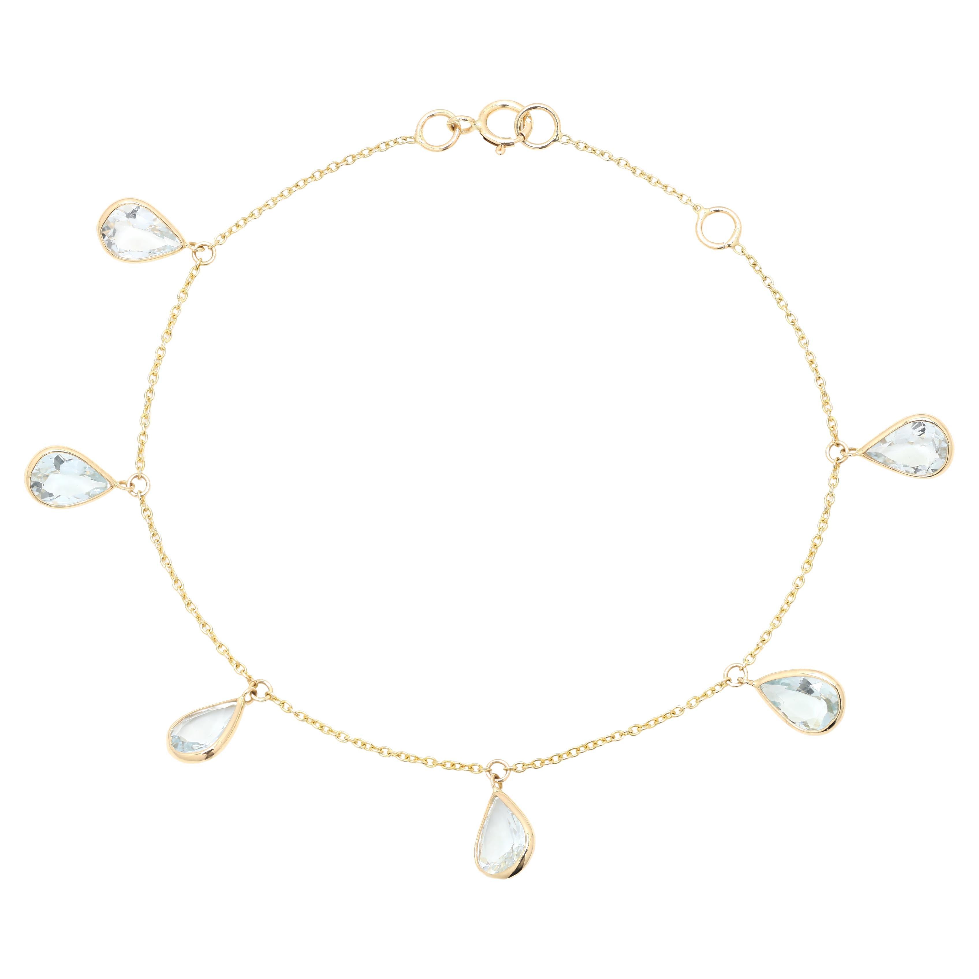 Dainty Aquamarine Chain Bracelet in 18K Yellow Gold For Sale