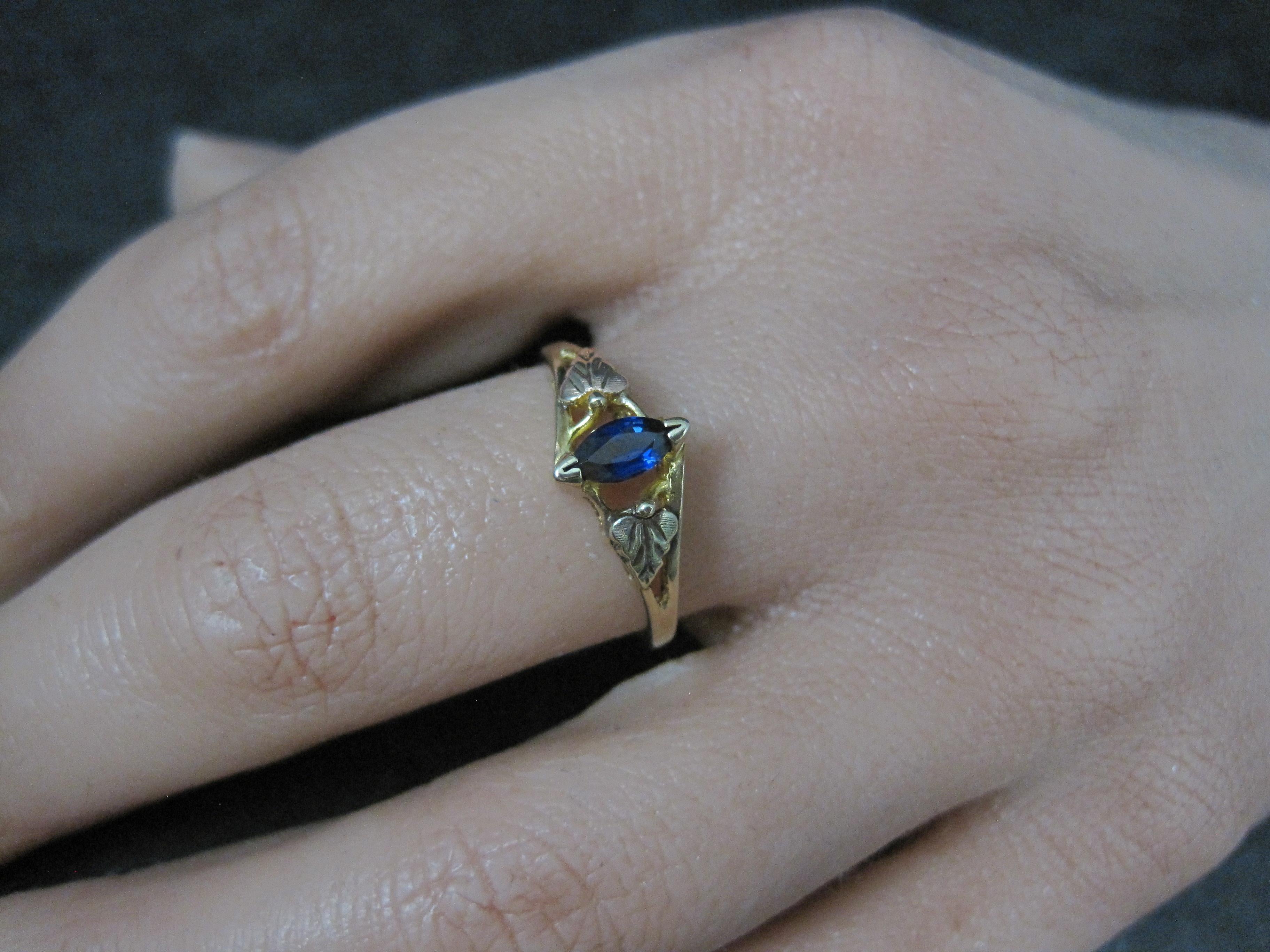 Dainty Black Hills Gold Marquise Cut Saphir Ring Größe 8 3