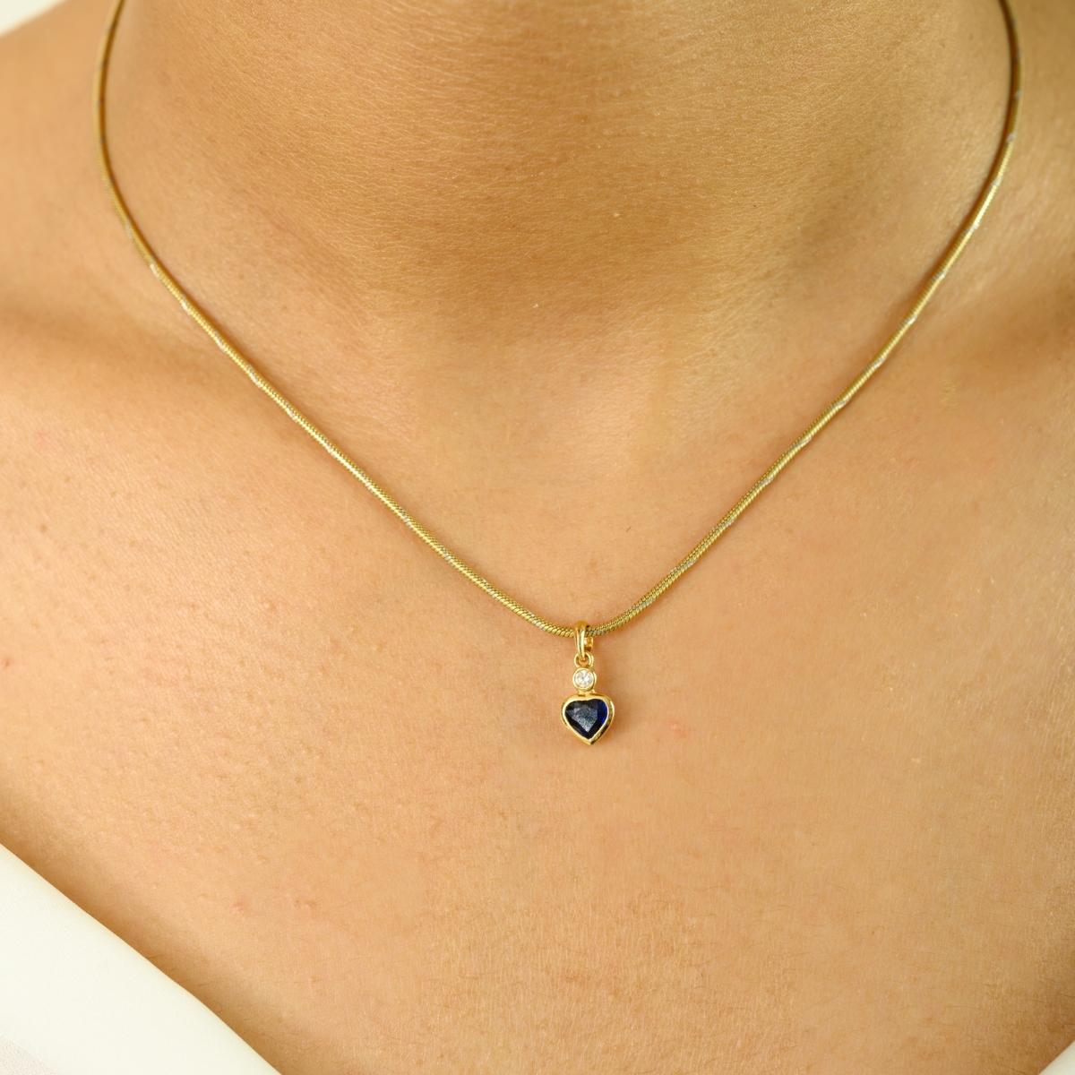 Pendentif coeur saphir bleu et diamant en or jaune 18k Cadeau pour future mariée en vente 2