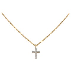 Collier pendentif croix cloutée avec chaîne en or jaune massif 18 carats