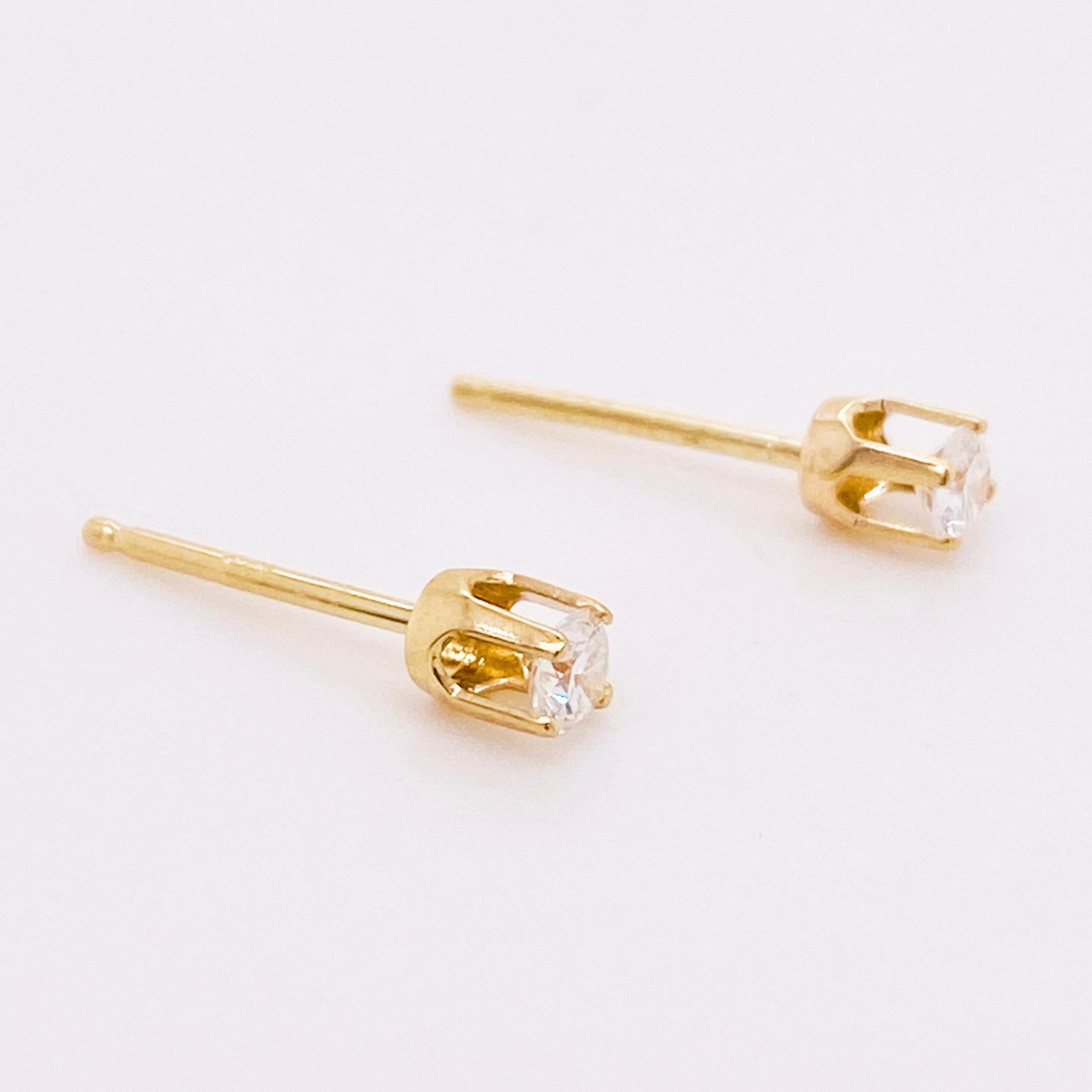 14 karat gold diamond earrings