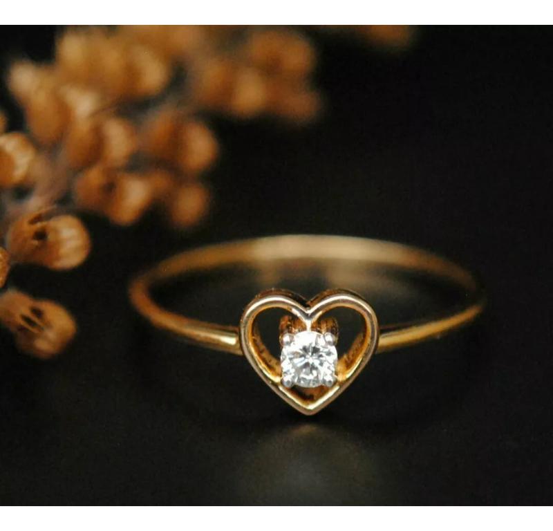Round Cut Dainty Diamond Heart Shape Engagement Couples Ring in 14k Solid Gold For Sale