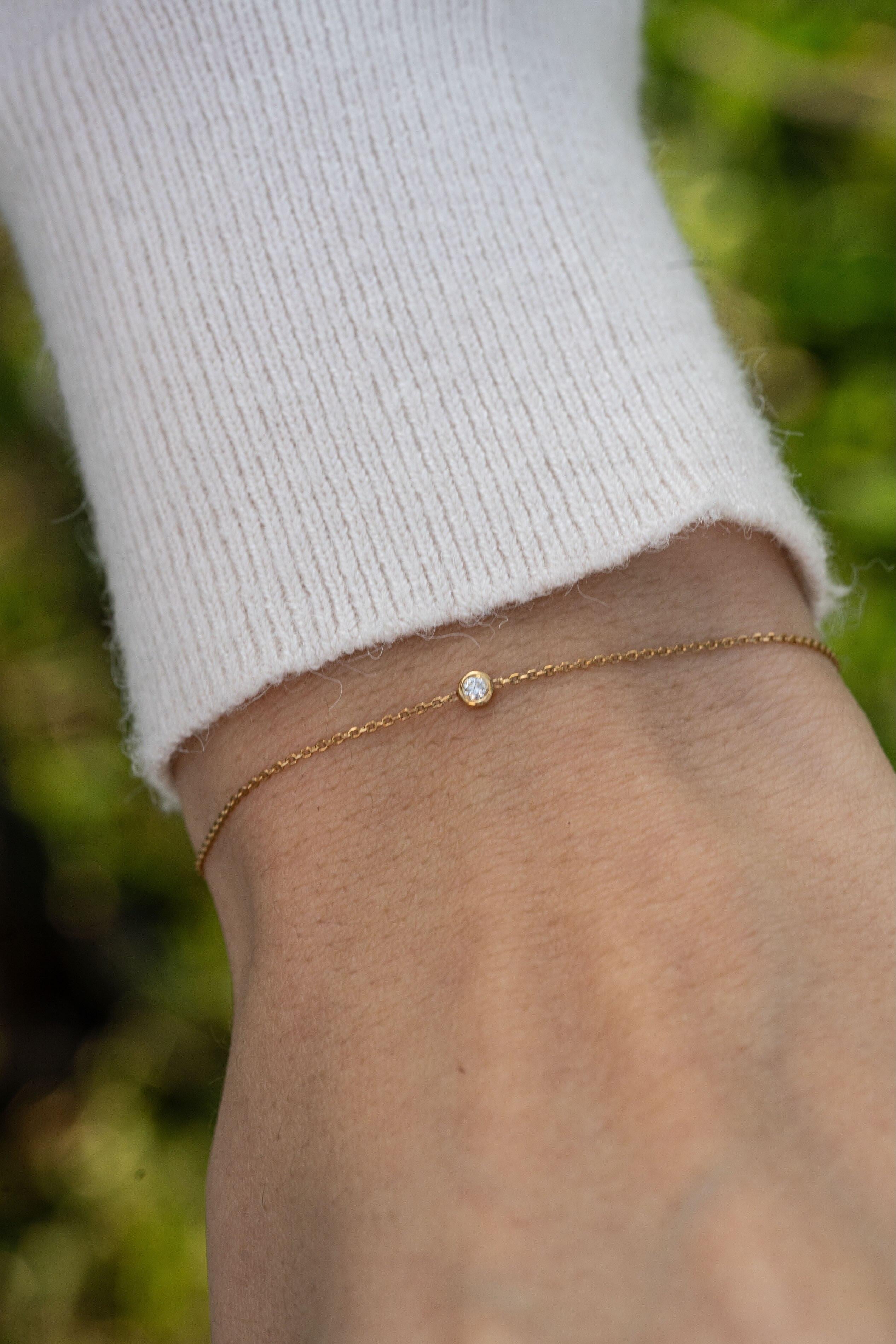 Taille ronde Bracelet minimaliste à diamants en vente