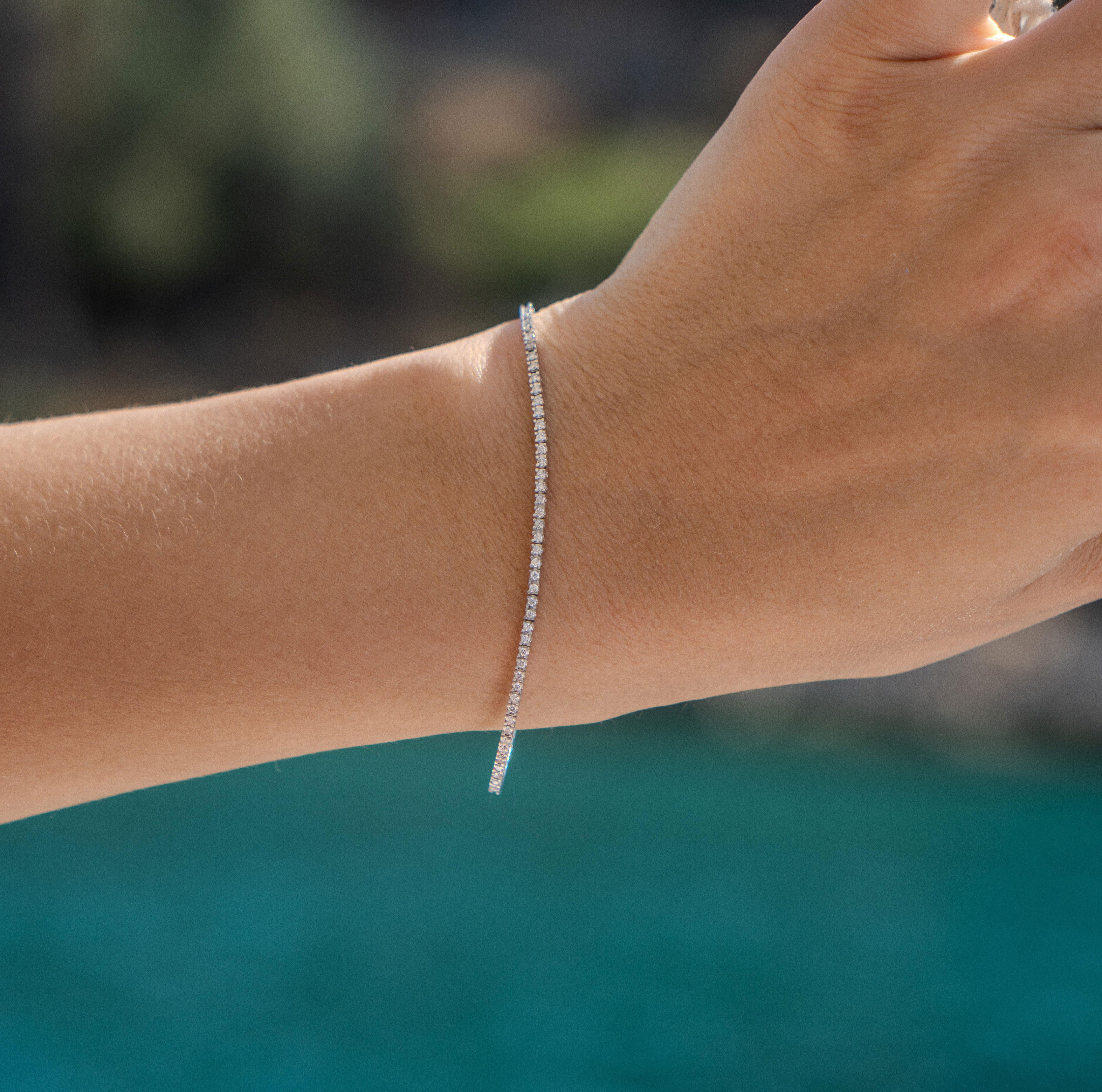 Dainty Diamond Tennis 0.80ct Solid Gold Bracelet For Sale 3