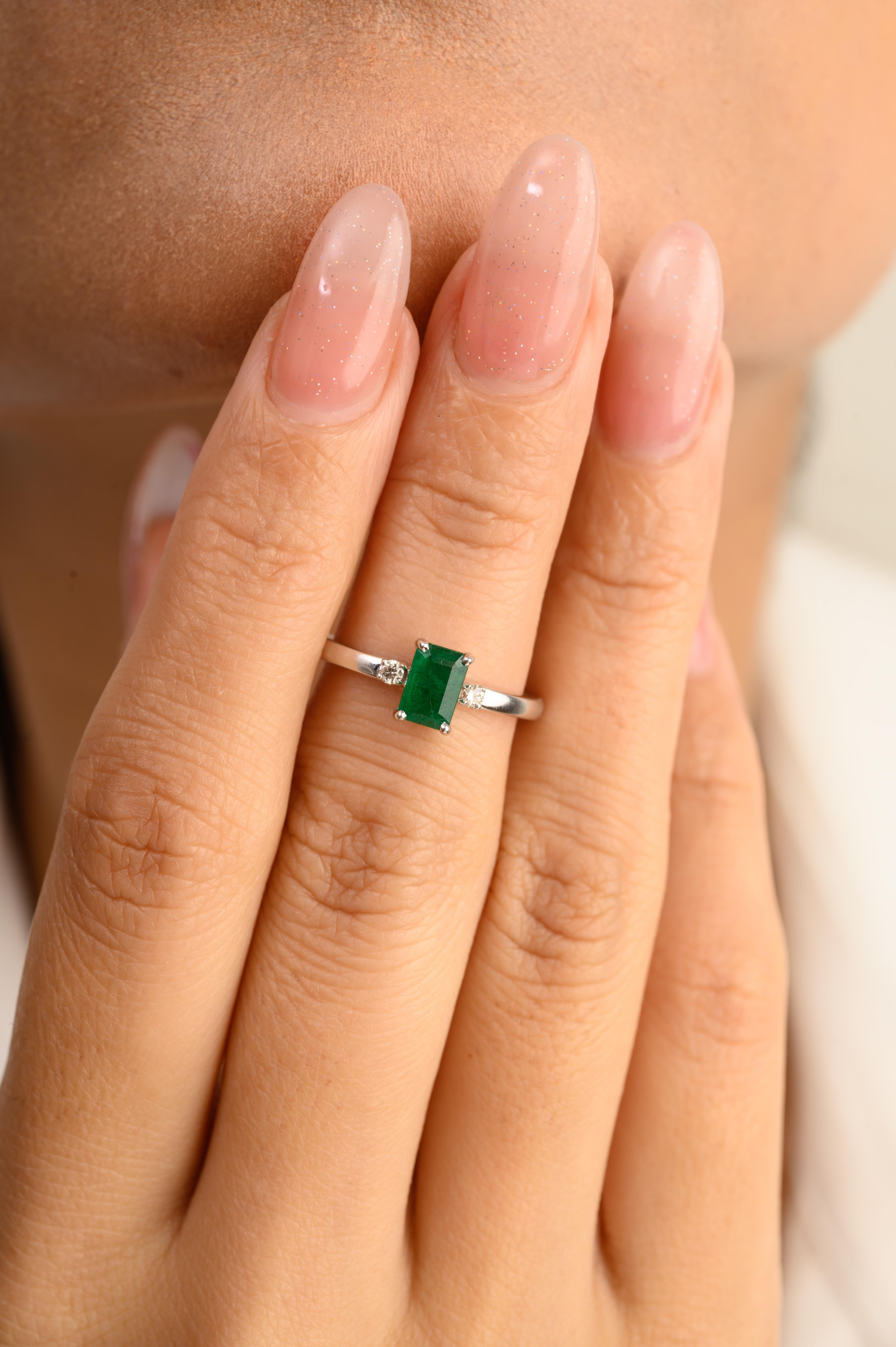 For Sale:  Dainty Octagon Emerald Diamond 14K Solid White Gold Everyday Ring for Her 2