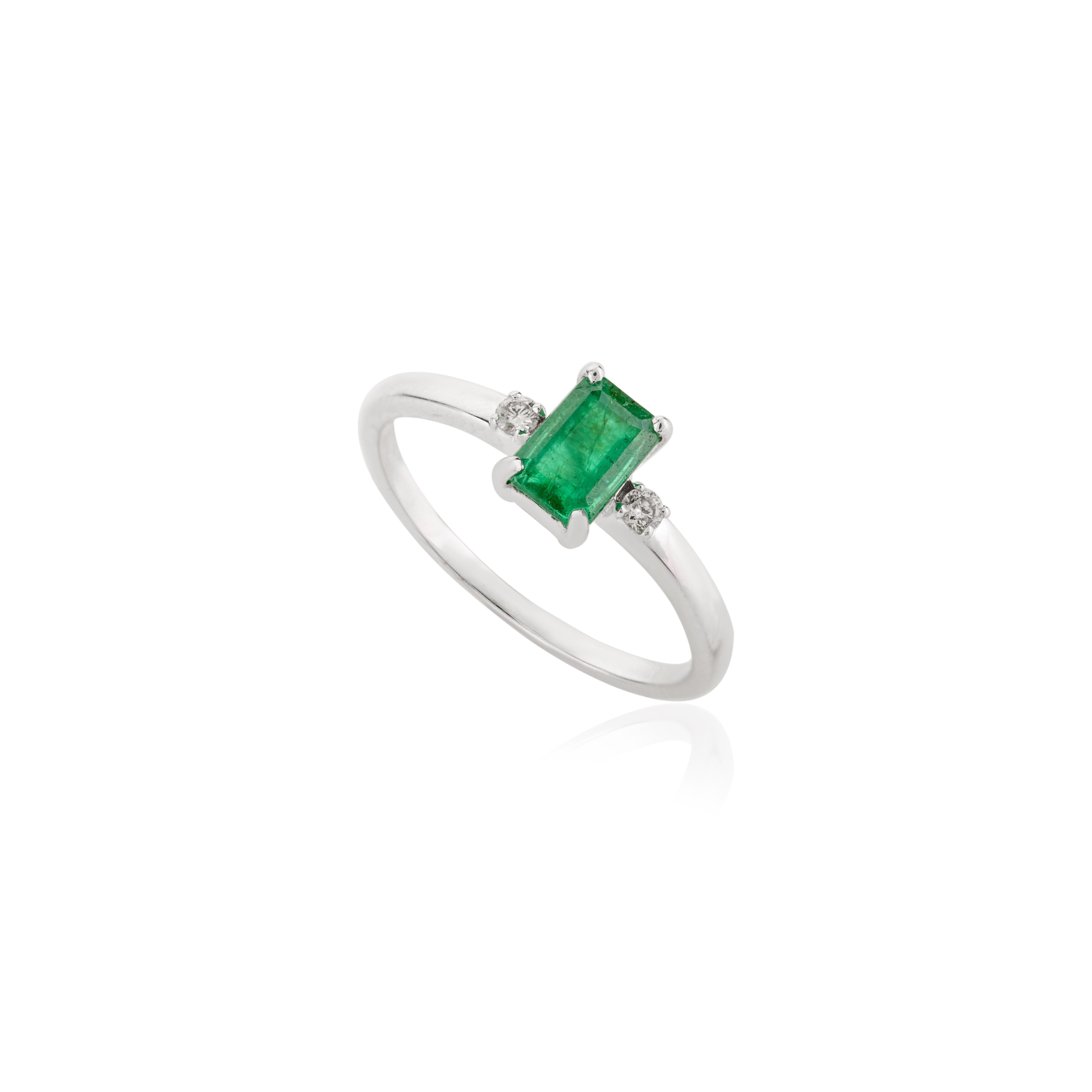 For Sale:  Dainty Octagon Emerald Diamond 14K Solid White Gold Everyday Ring for Her 6
