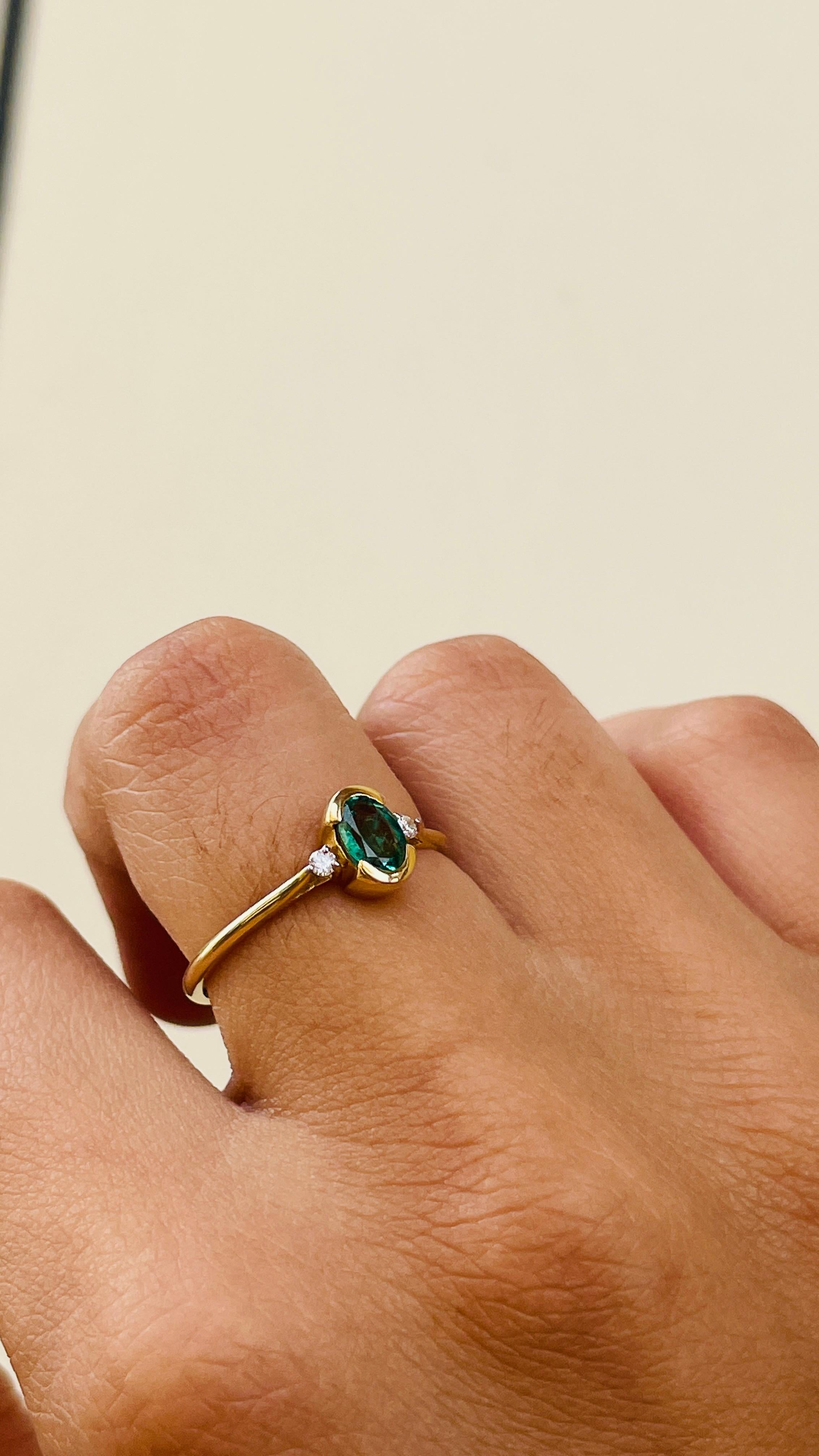 For Sale:  Dainty Emerald Diamond Wedding Ring for Women in 14k Solid Yellow Gold 6